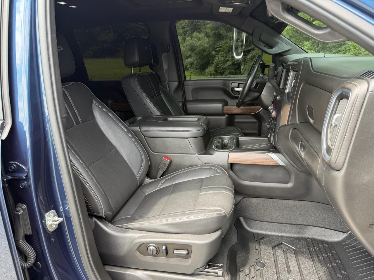 Chevrolet Silverado 2500HD  2021