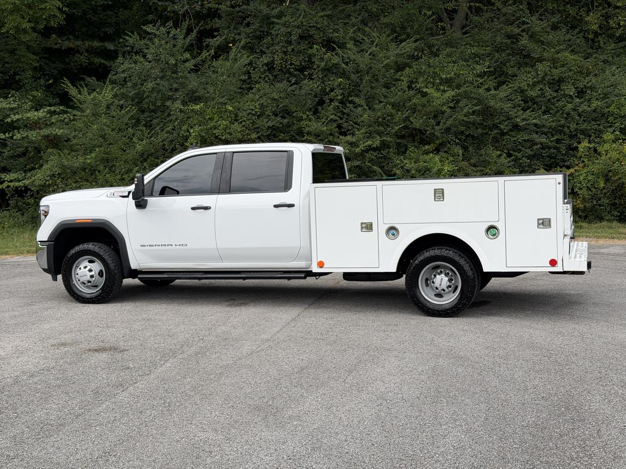 GMC Sierra 3500HD  2024