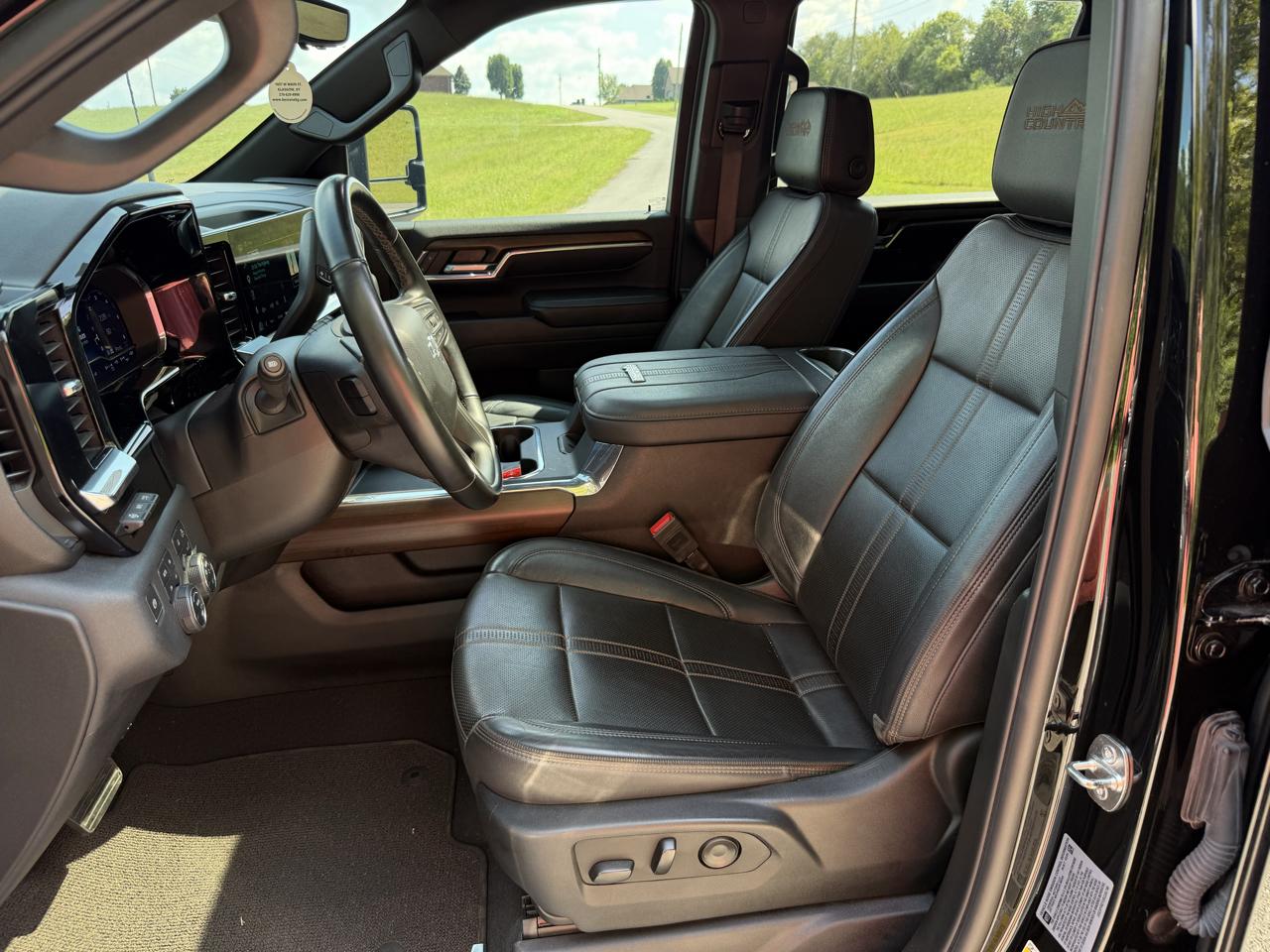 Chevrolet Silverado 2500HD  2024