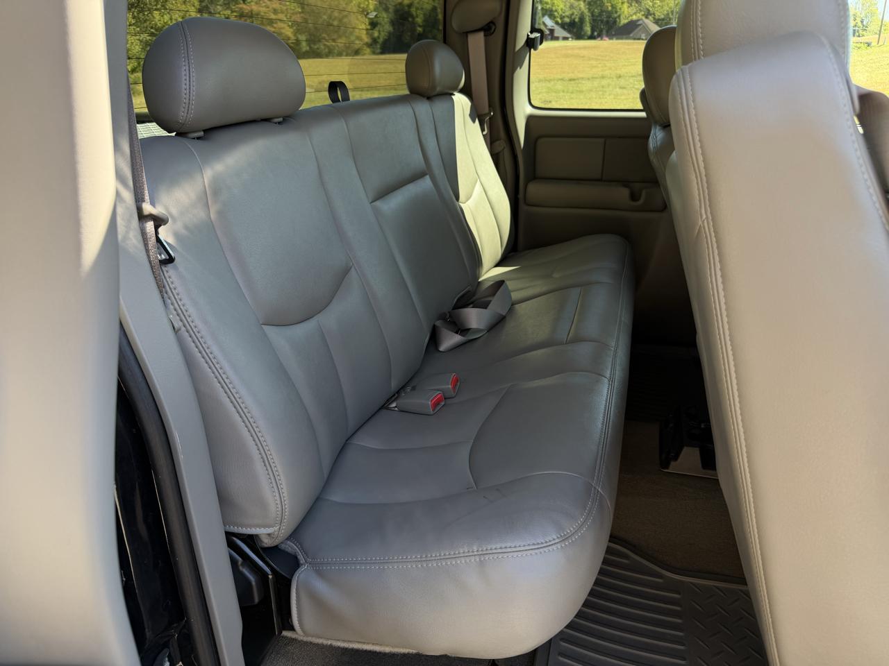 GMC Sierra 2500HD  2003