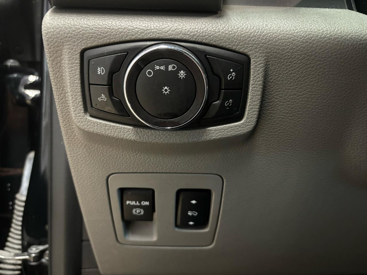 Ford F-150 XLT 4x4 SuperCrew 2018