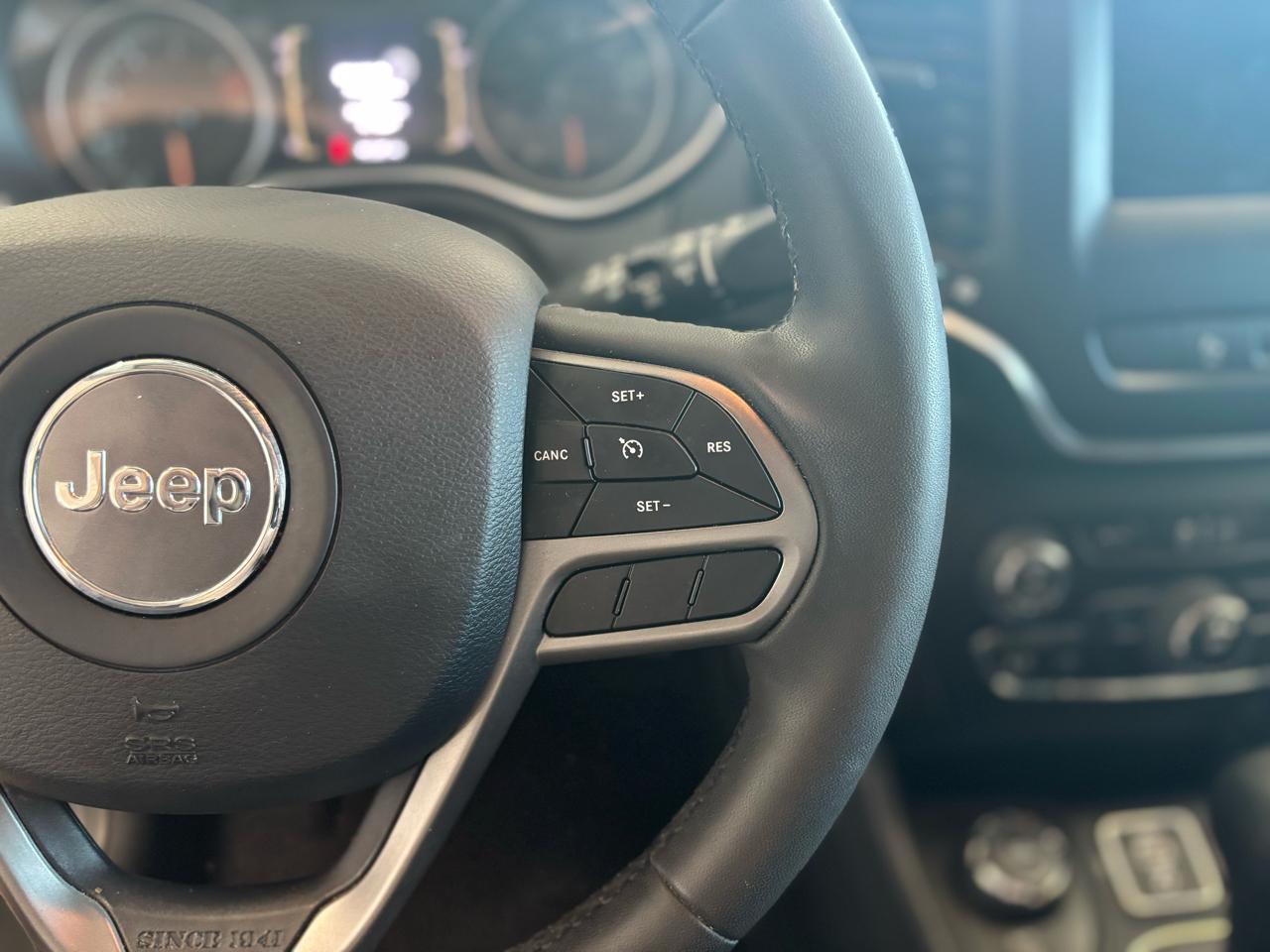 Jeep Cherokee Latitude Plus 4WD 2020