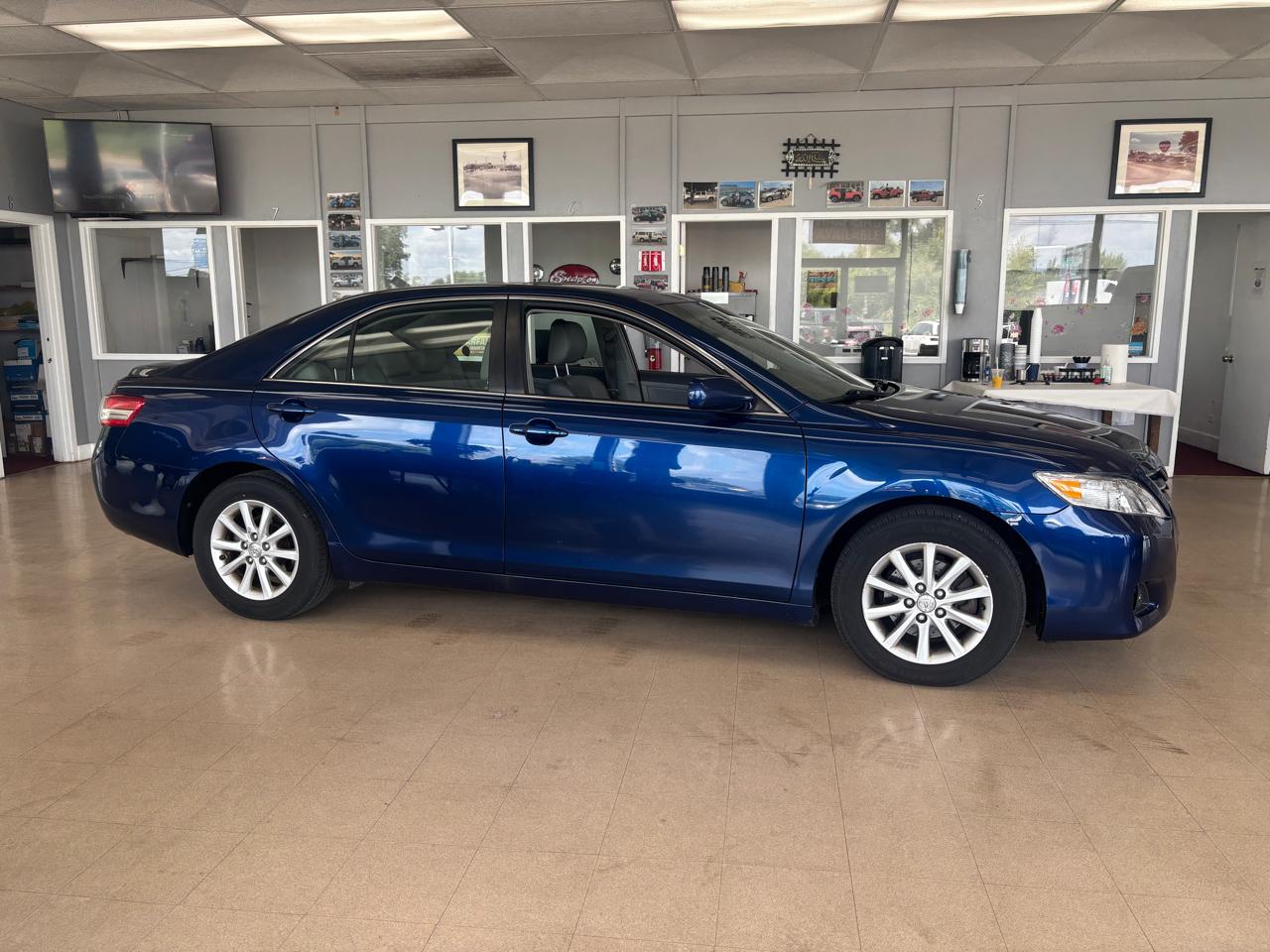 Toyota Camry 4dr Sdn V6 Auto SE (Natl) 2010