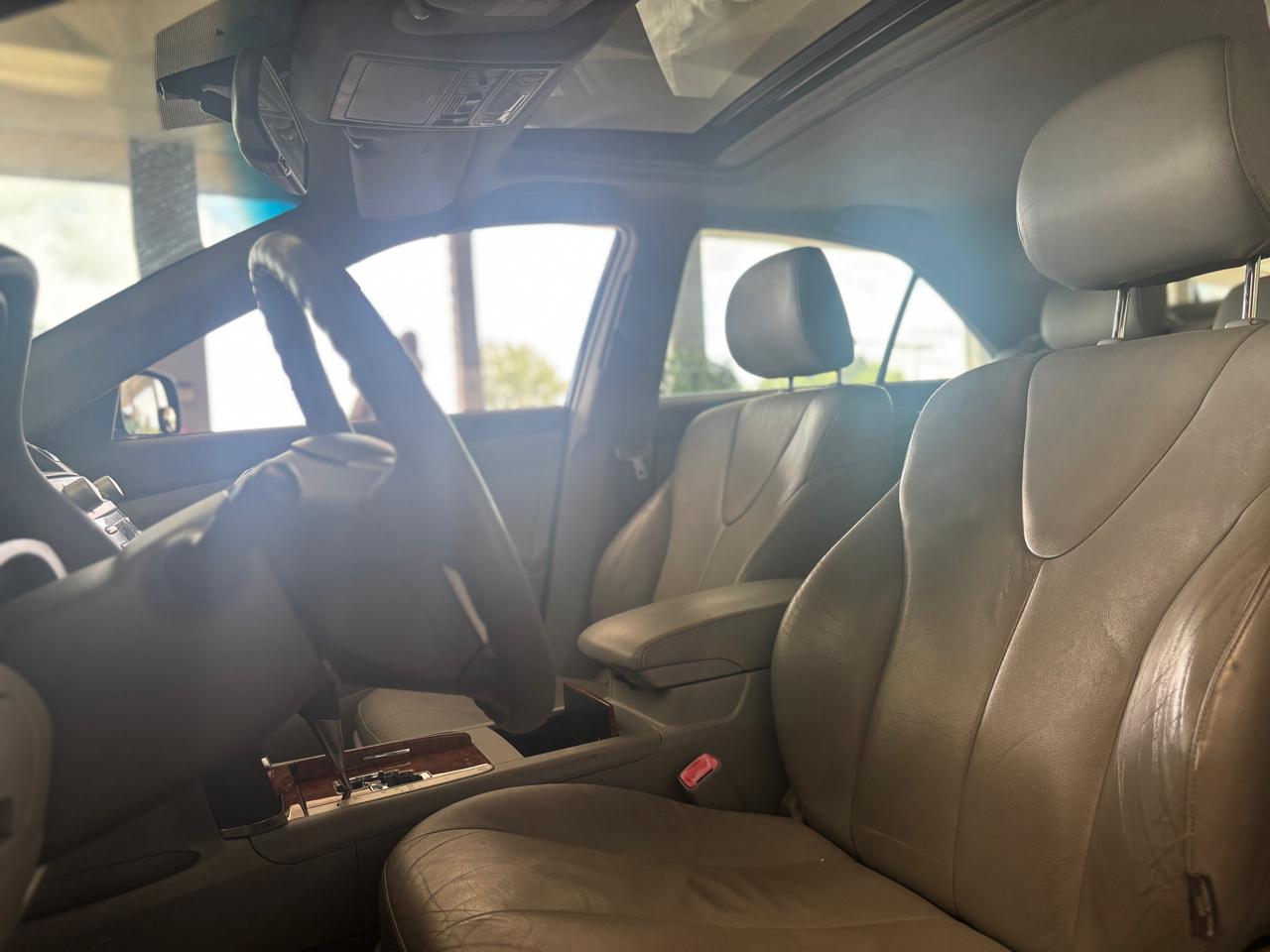 Toyota Camry 4dr Sdn V6 Auto SE (Natl) 2010