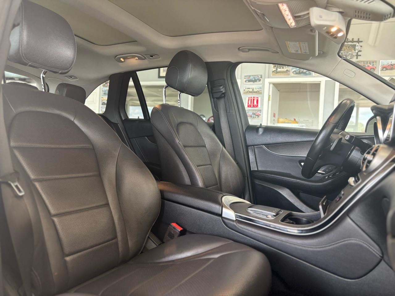 Mercedes-Benz GLC-Class GLC300 4MATIC 2020