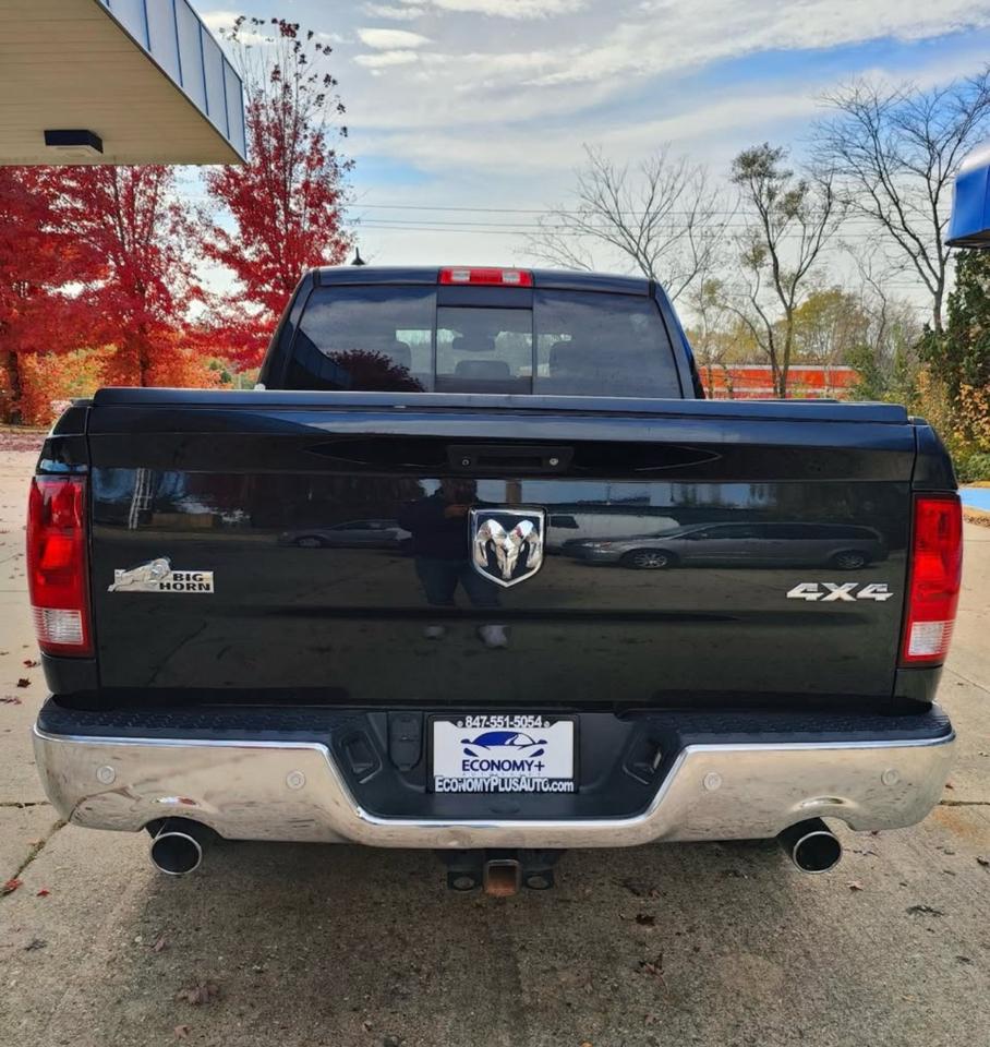 RAM 1500 SLT Crew Cab SWB 4WD 2015
