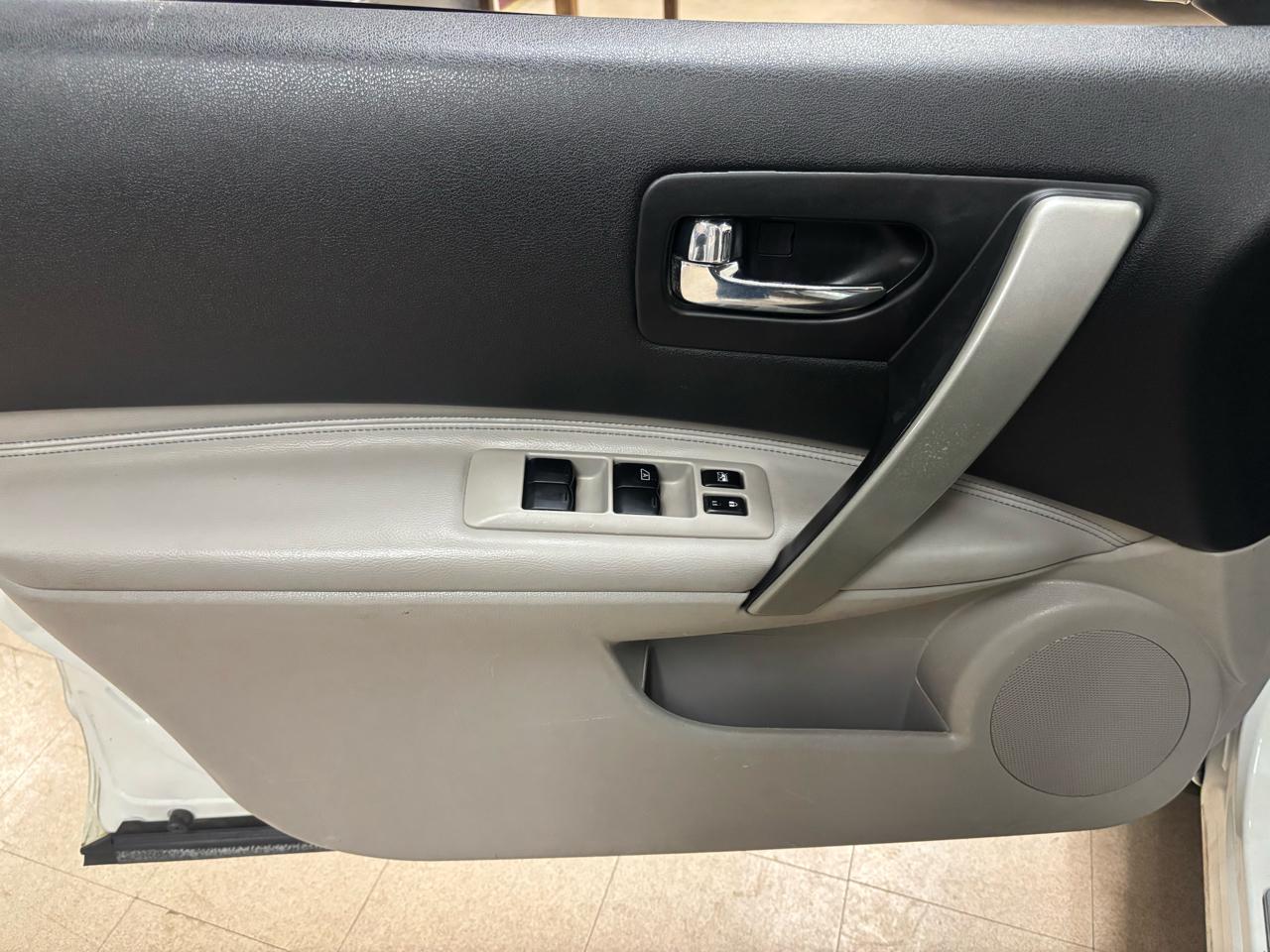 Nissan Rogue S 2WD 2013