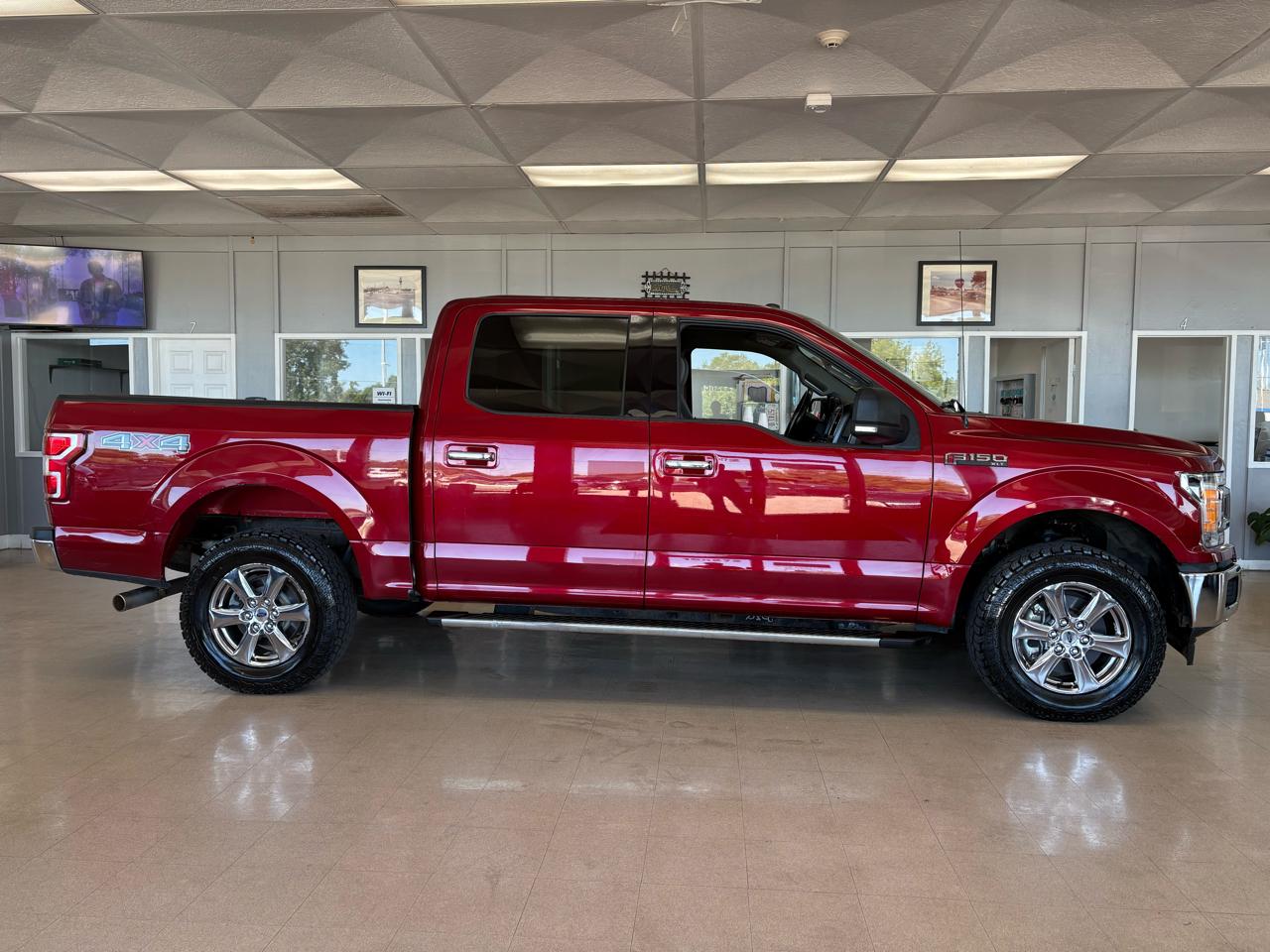 Ford F-150 4WD SuperCrew 145" XLT 2018