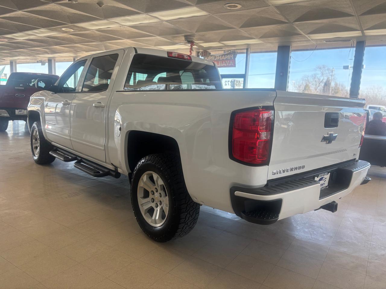 Chevrolet Silverado 1500 LT Crew Cab 4WD 2018