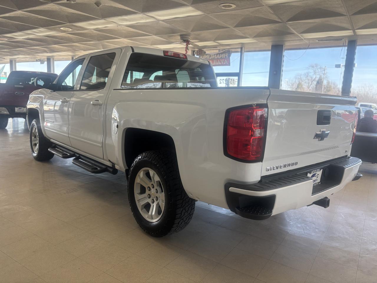 Chevrolet Silverado 1500 LT Crew Cab 4WD 2018