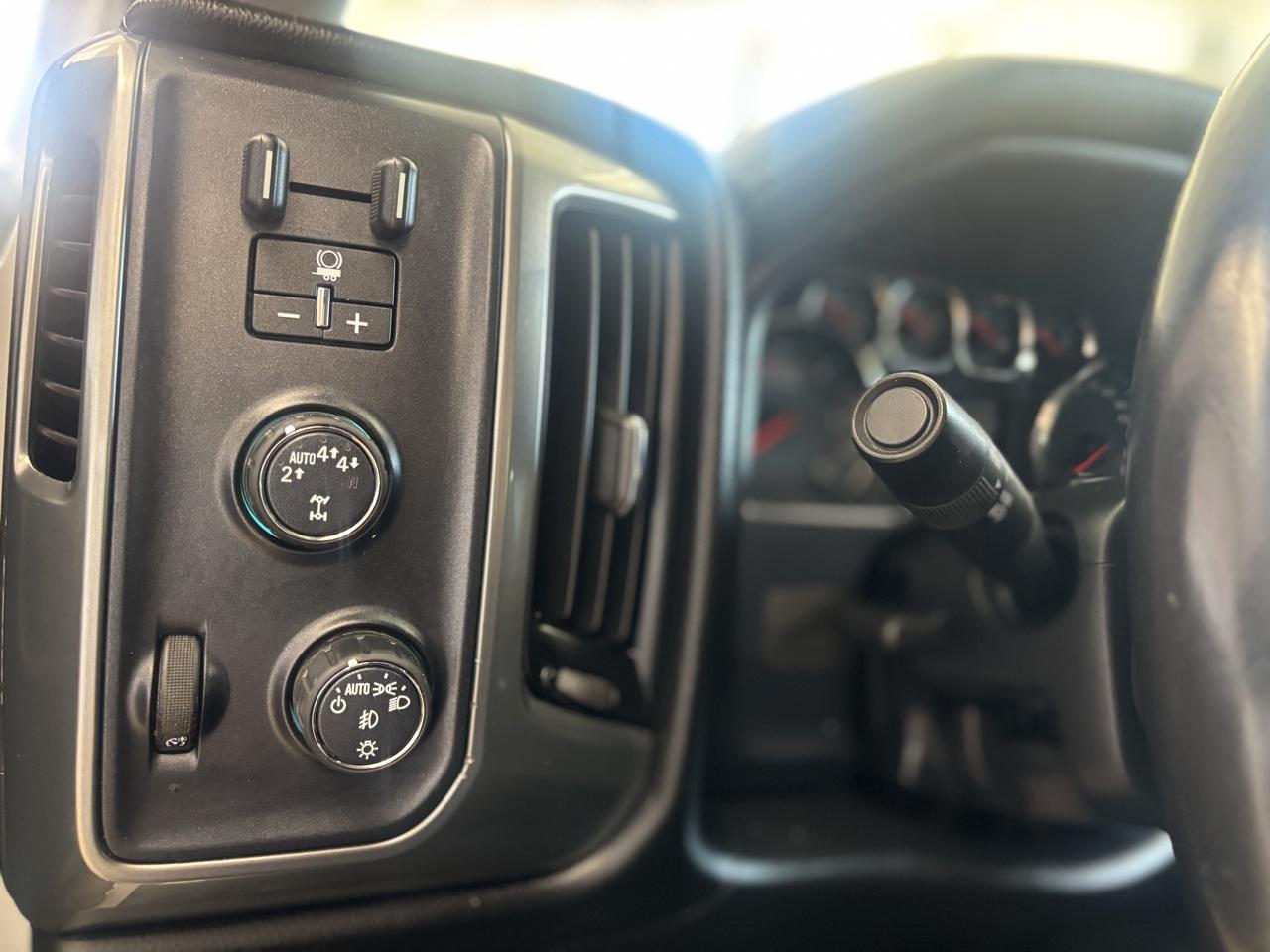 Chevrolet Silverado 1500 LT Crew Cab 4WD 2018