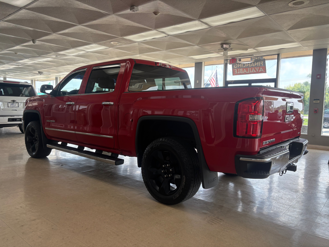 GMC Sierra 1500 SLT Crew Cab 4WD 2014 GMC Sierra 1500 SLT Crew Cab 4WD 2014