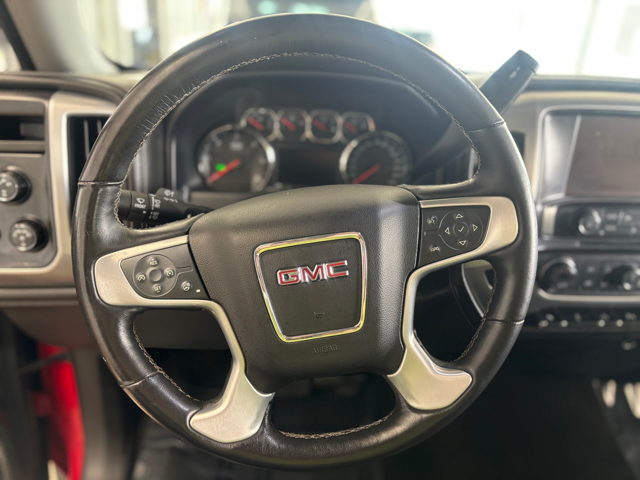 GMC Sierra 1500 SLT Crew Cab 4WD 2014 GMC Sierra 1500 SLT Crew Cab 4WD 2014