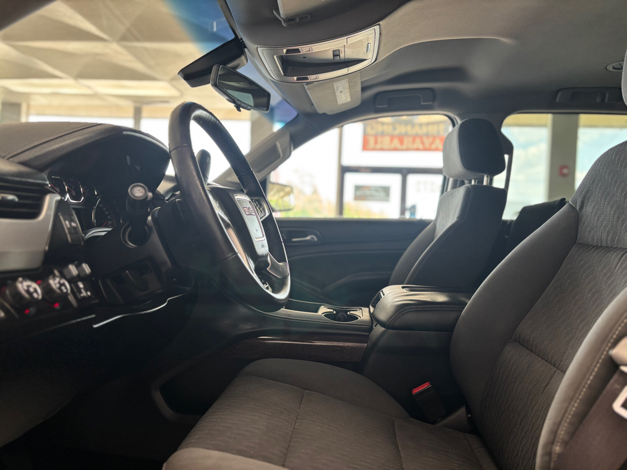 GMC Yukon SLE 4WD 2015