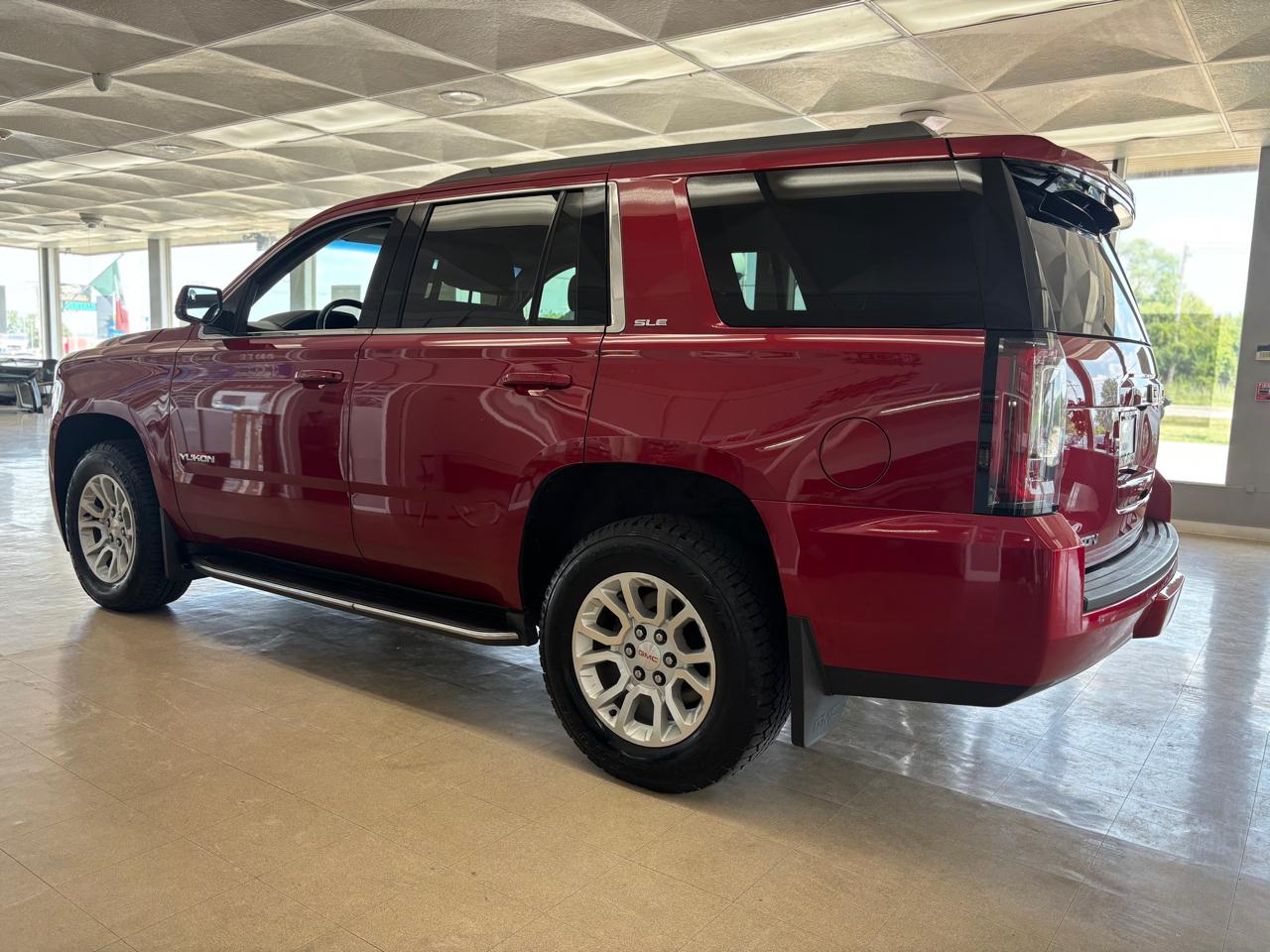 GMC Yukon SLE 4WD 2015