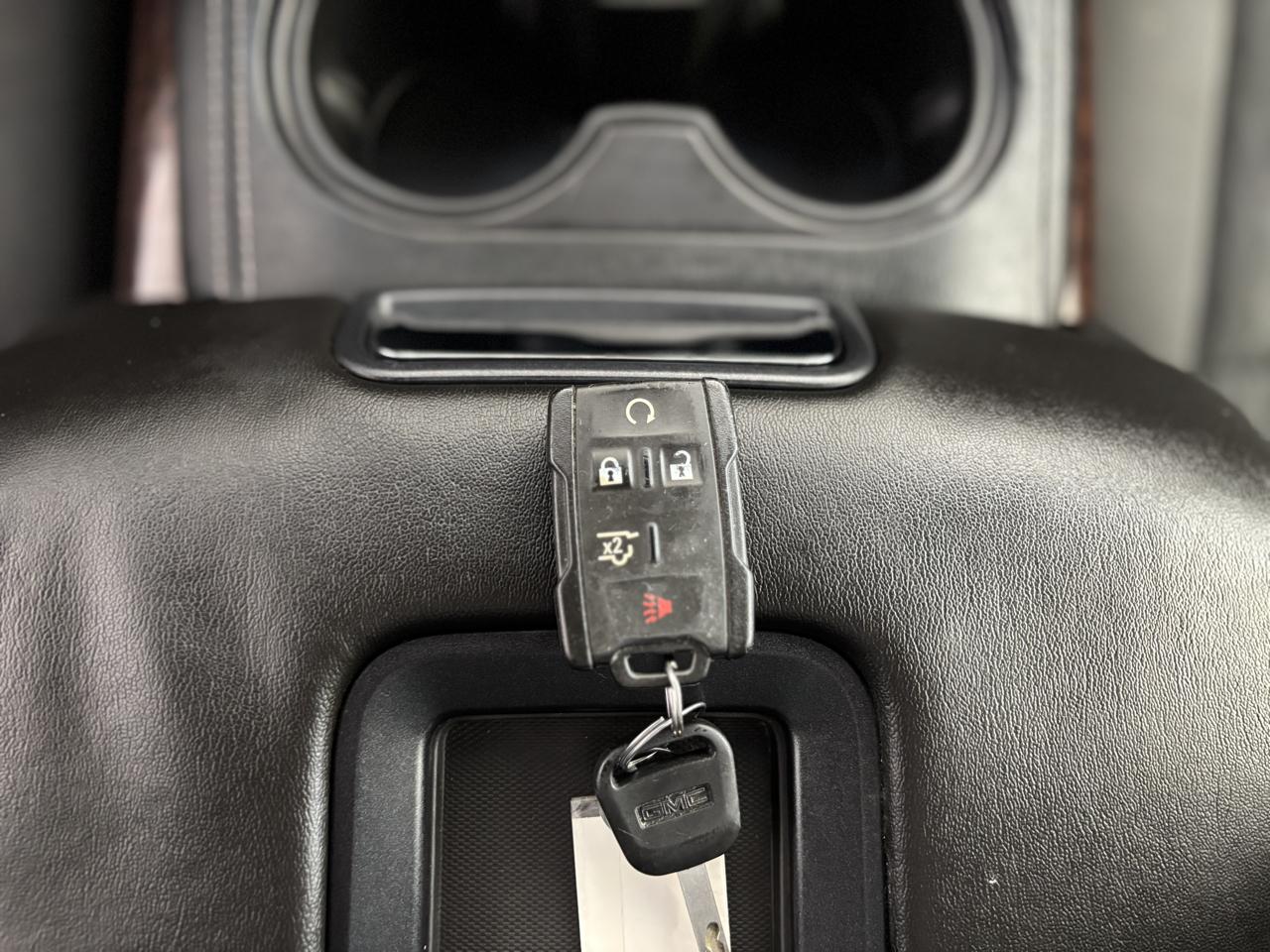 GMC Yukon SLE 4WD 2015