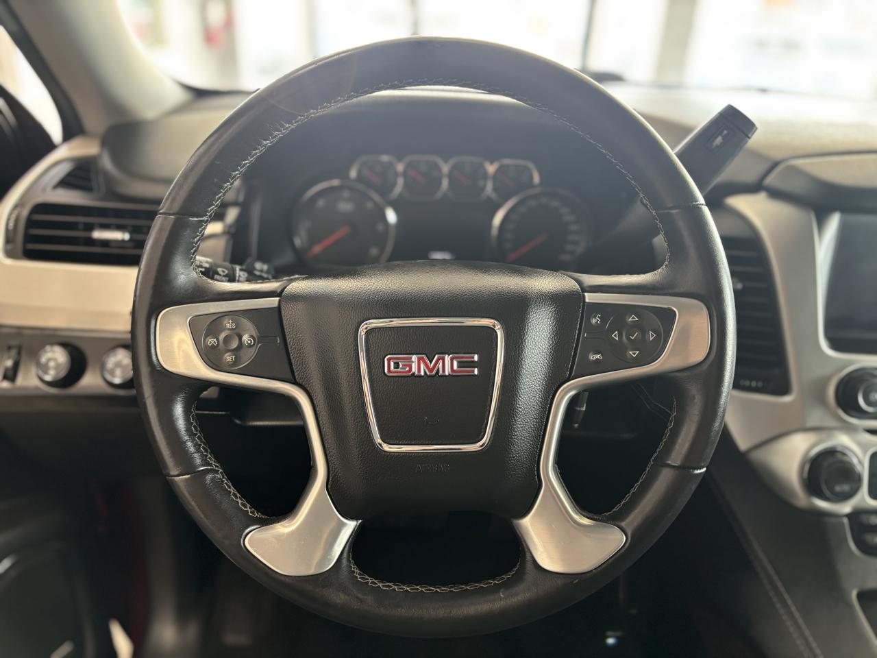 GMC Yukon SLE 4WD 2015