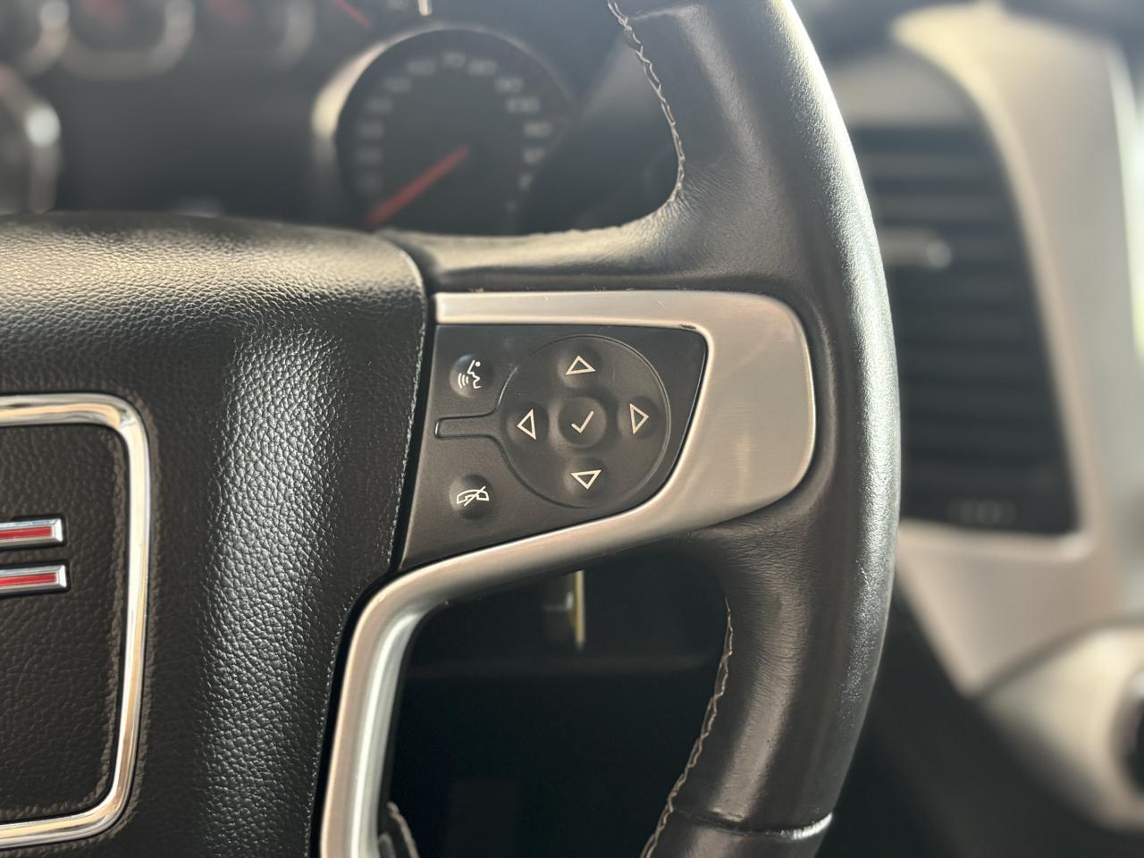 GMC Yukon SLE 4WD 2015
