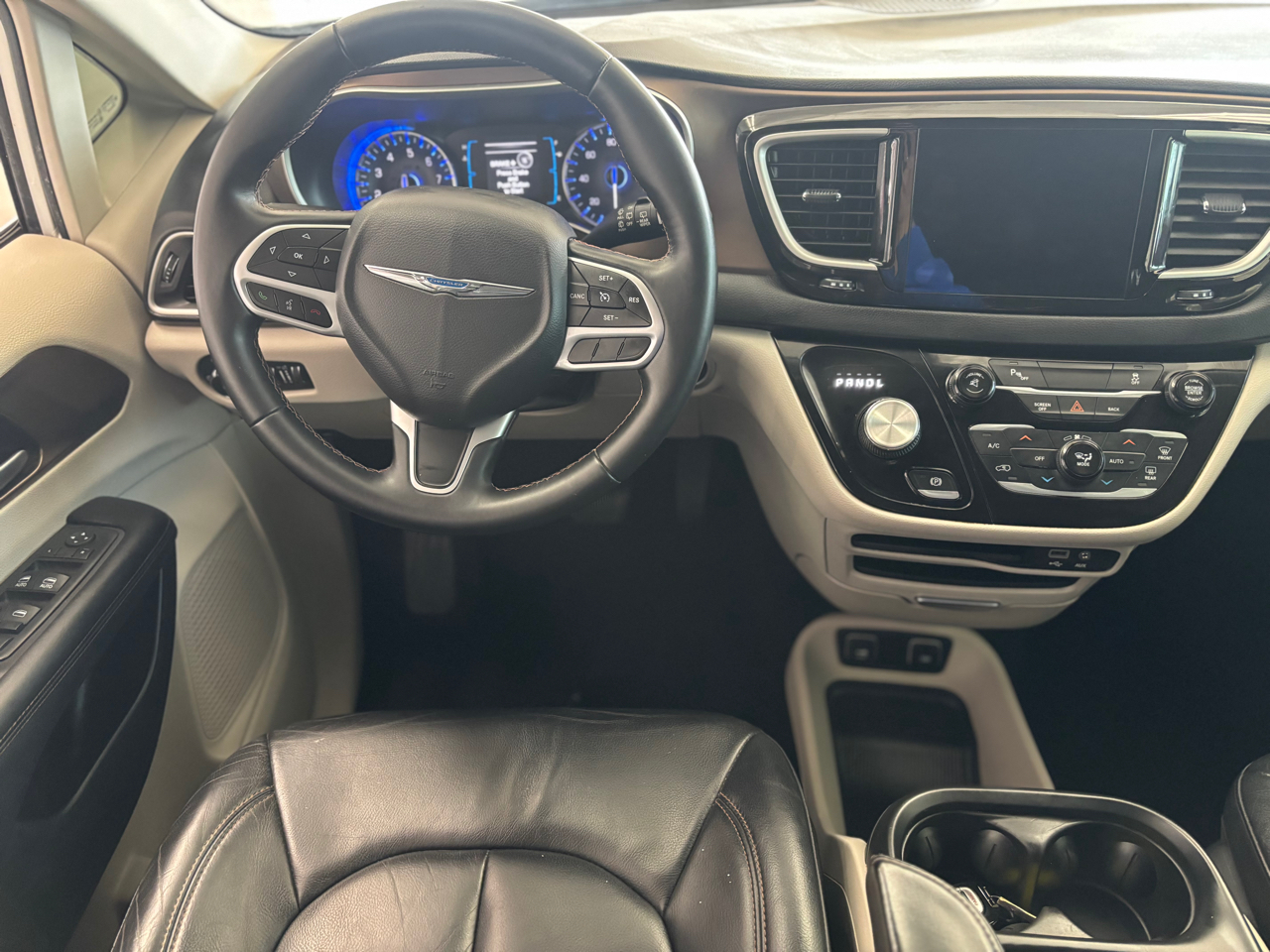 Chrysler Pacifica Touring-L 2017
