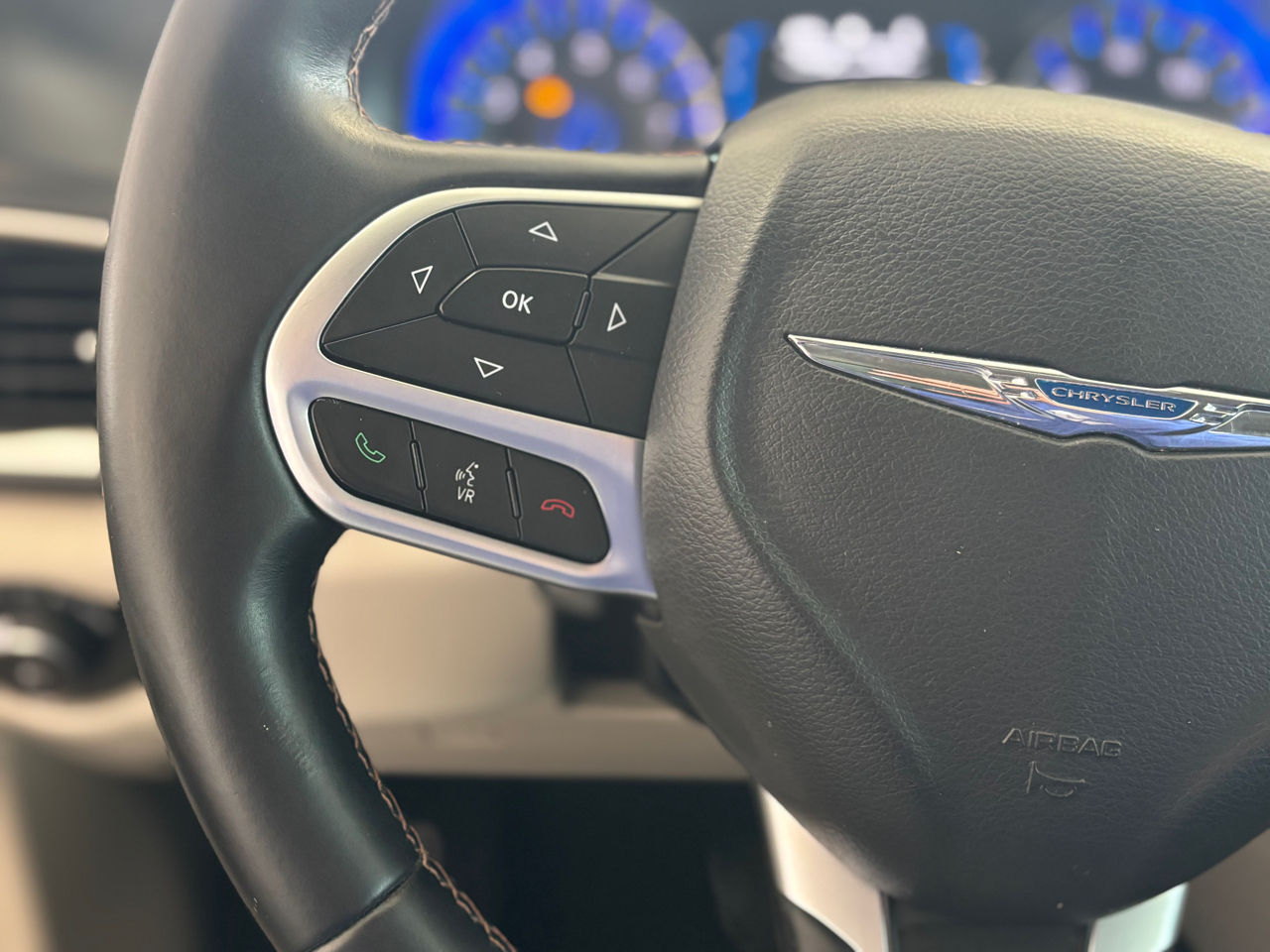 Chrysler Pacifica Touring-L 2017