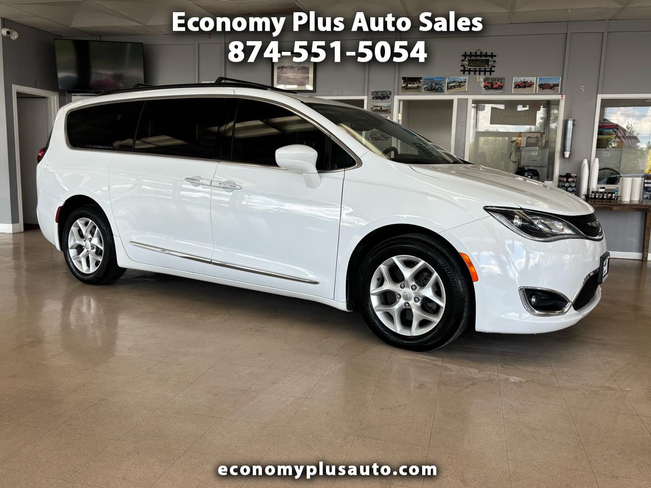 2017 Chrysler Pacifica Touring-L