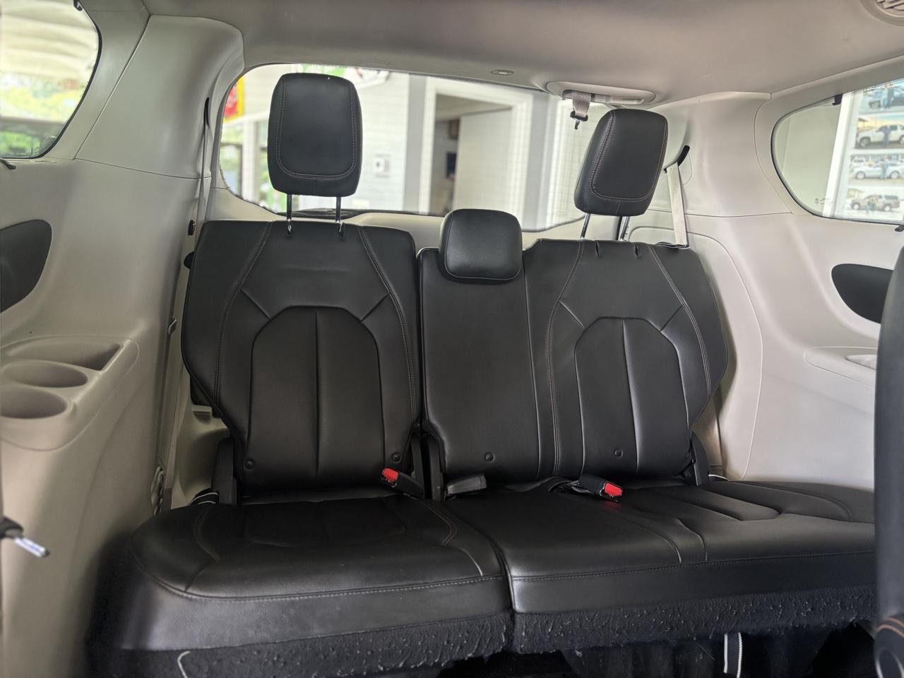 Chrysler Pacifica Touring-L 2017