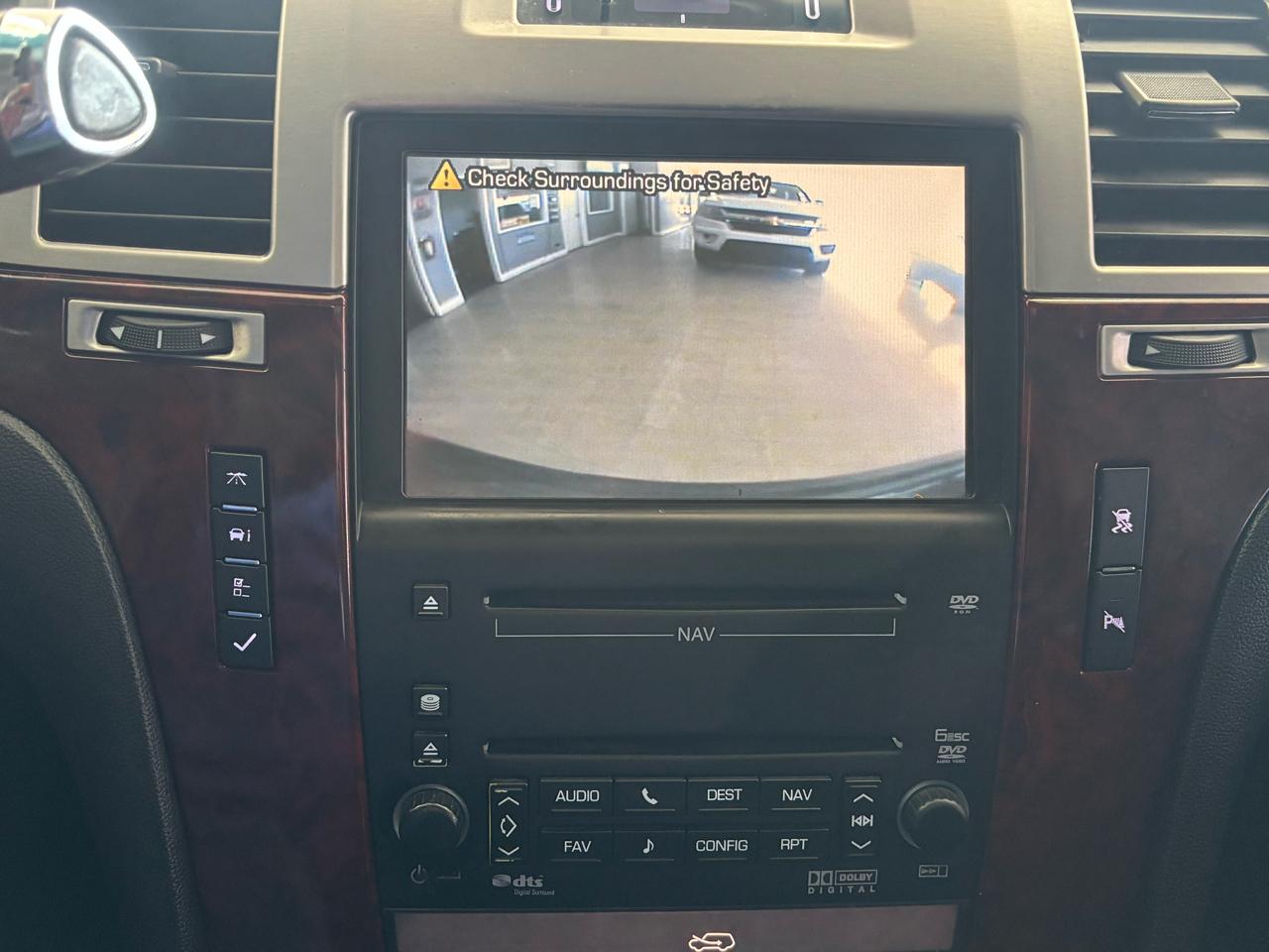 Cadillac Escalade AWD 4dr 2008