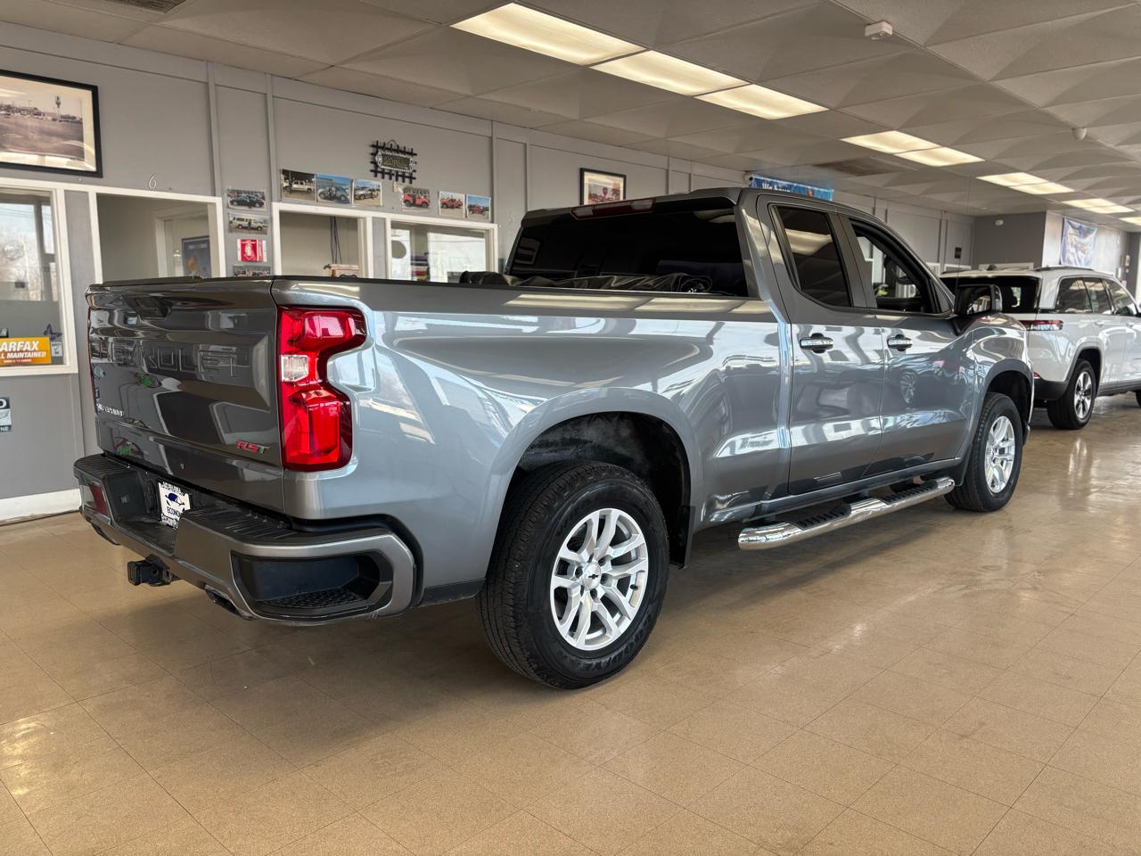 Chevrolet Silverado 1500 4WD Double Cab 147" RST 2019