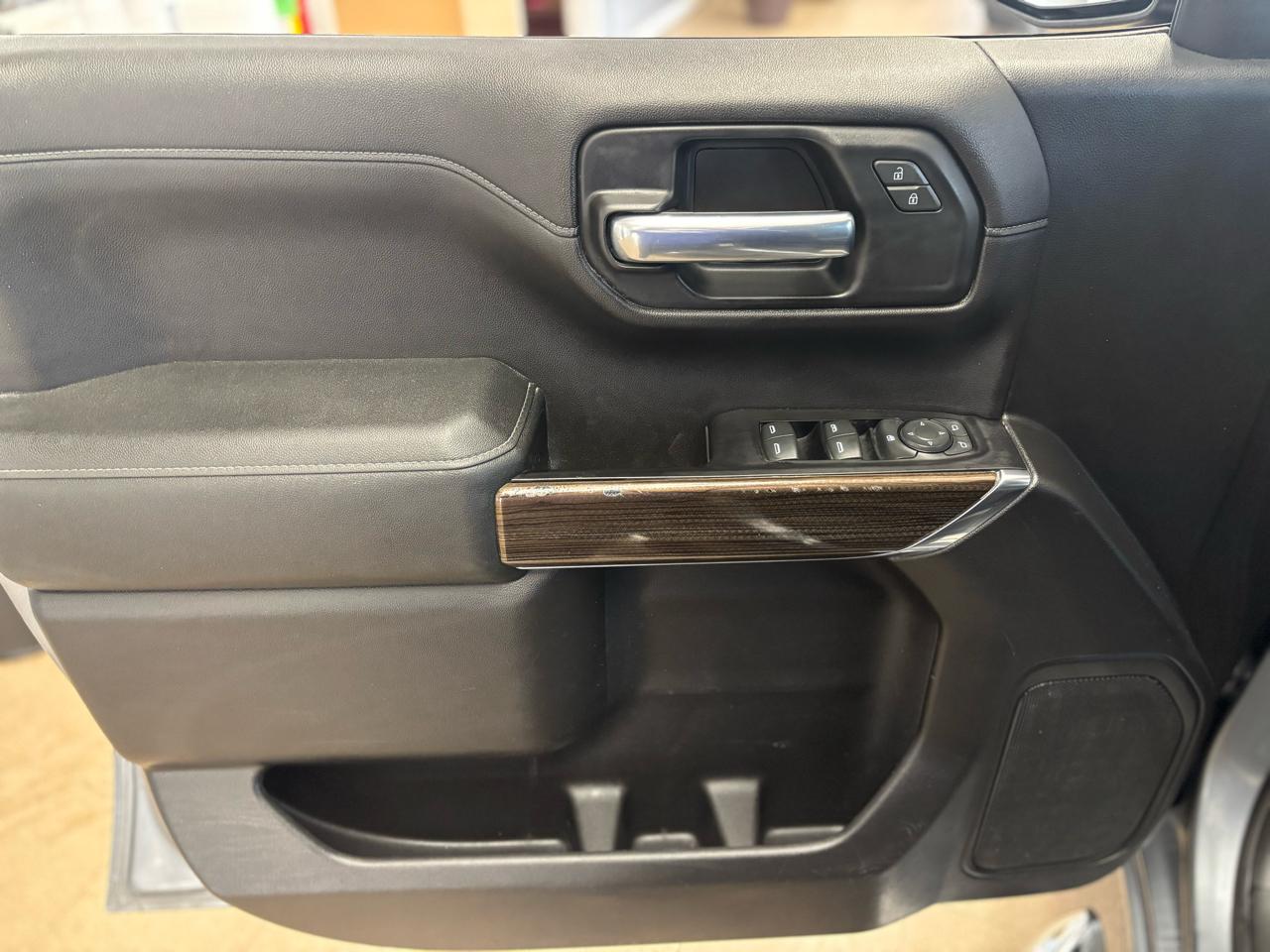 Chevrolet Silverado 1500 4WD Double Cab 147" RST 2019