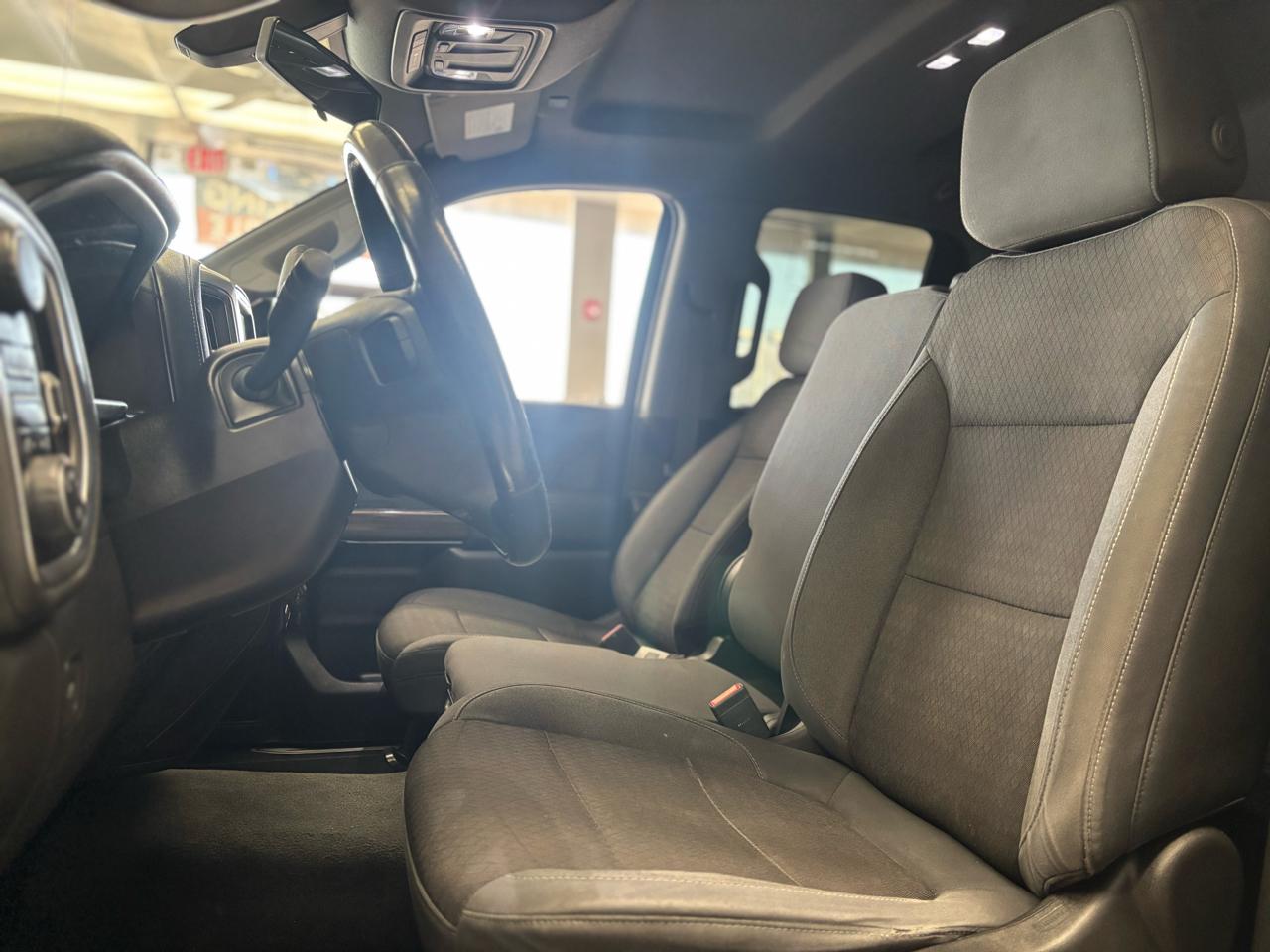 Chevrolet Silverado 1500 4WD Double Cab 147" RST 2019