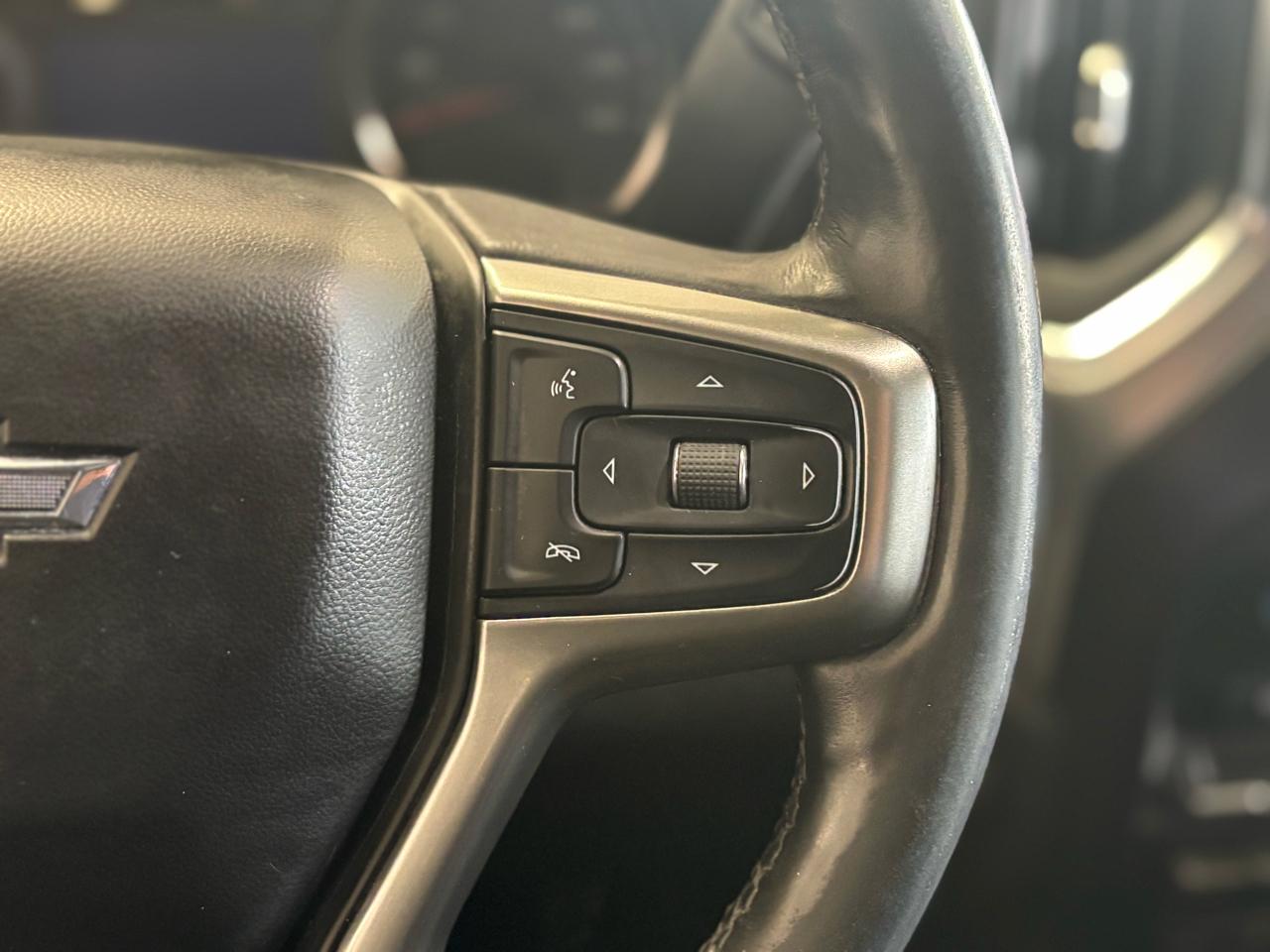 Chevrolet Silverado 1500 4WD Double Cab 147" RST 2019