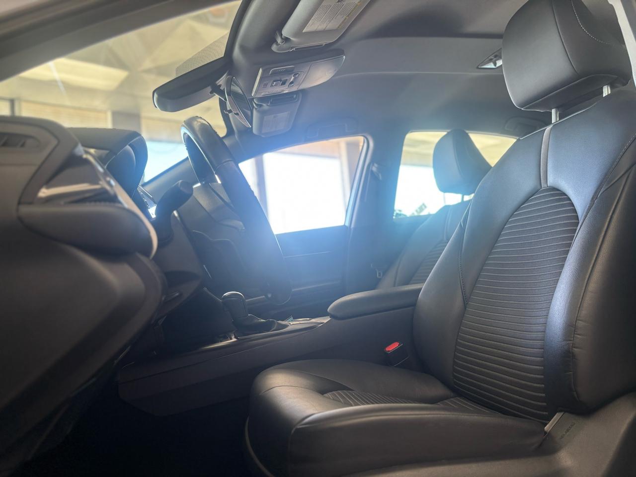 Toyota Camry SE 2024