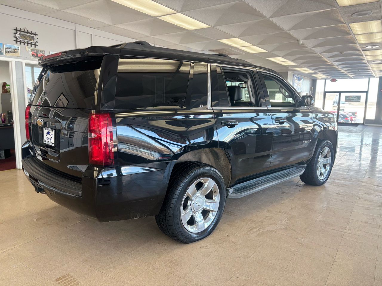 Chevrolet Tahoe 4WD 4dr LT 2015