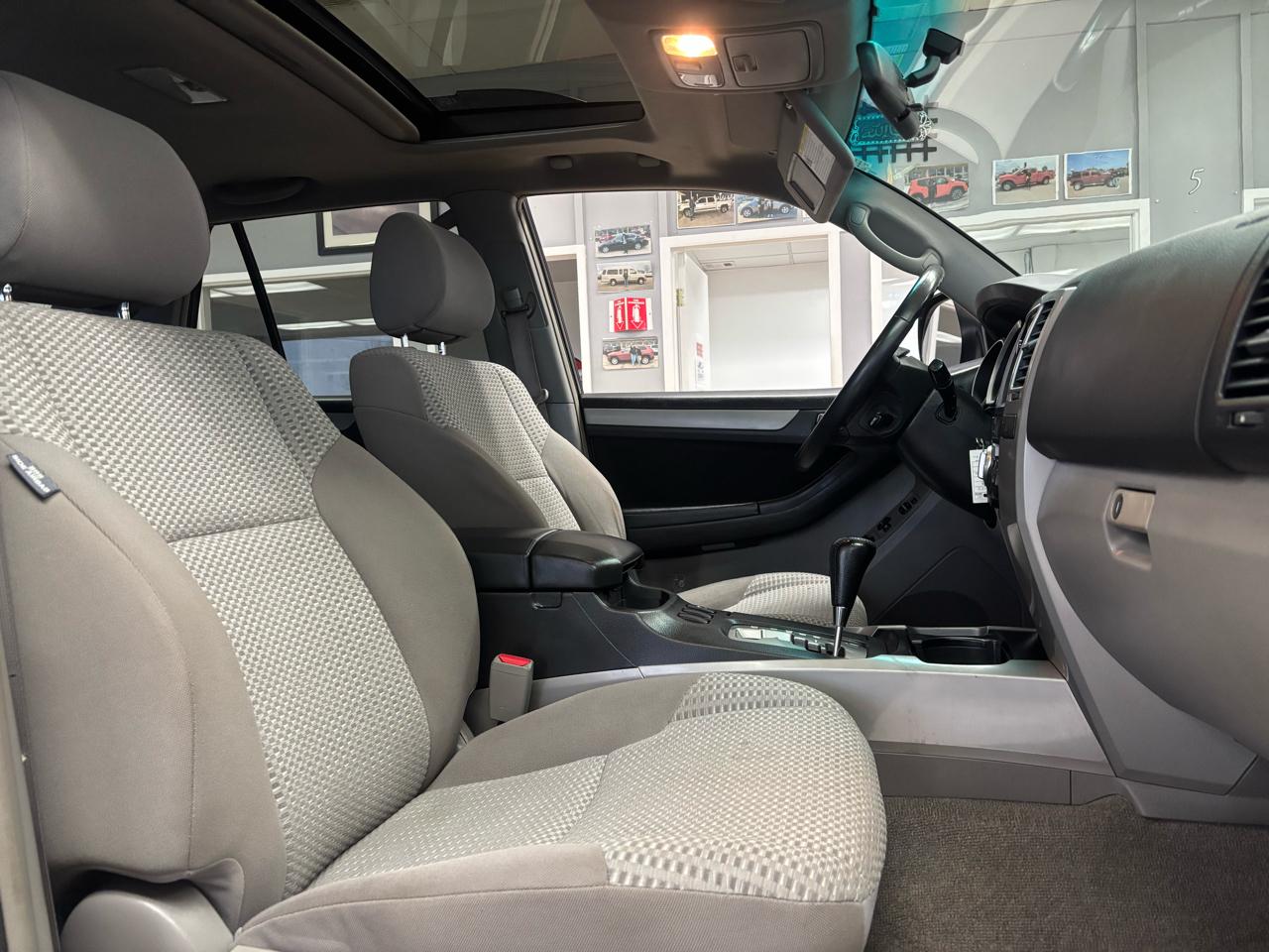 Toyota 4Runner 4WD 4dr V6 Sport (Natl) 2008