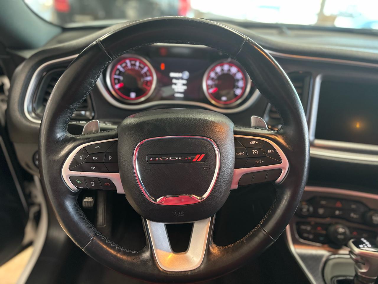 Dodge Challenger 2dr Cpe SXT Plus 2016