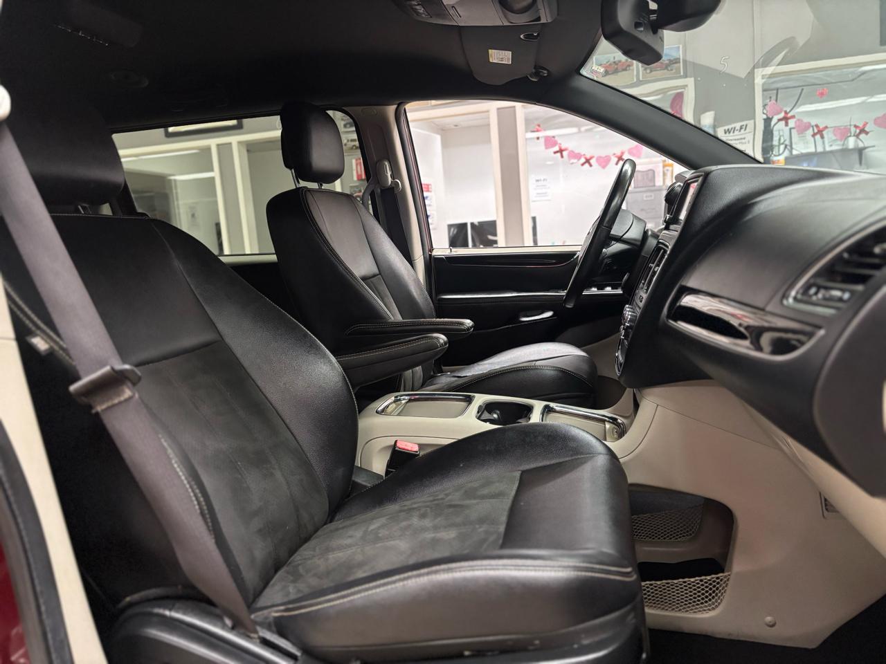 Dodge Grand Caravan SXT Wagon 2019