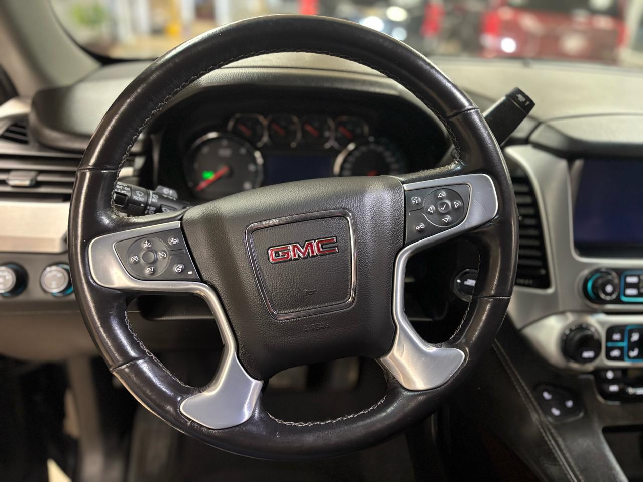 GMC Yukon XL 4WD 4dr SLT 2019