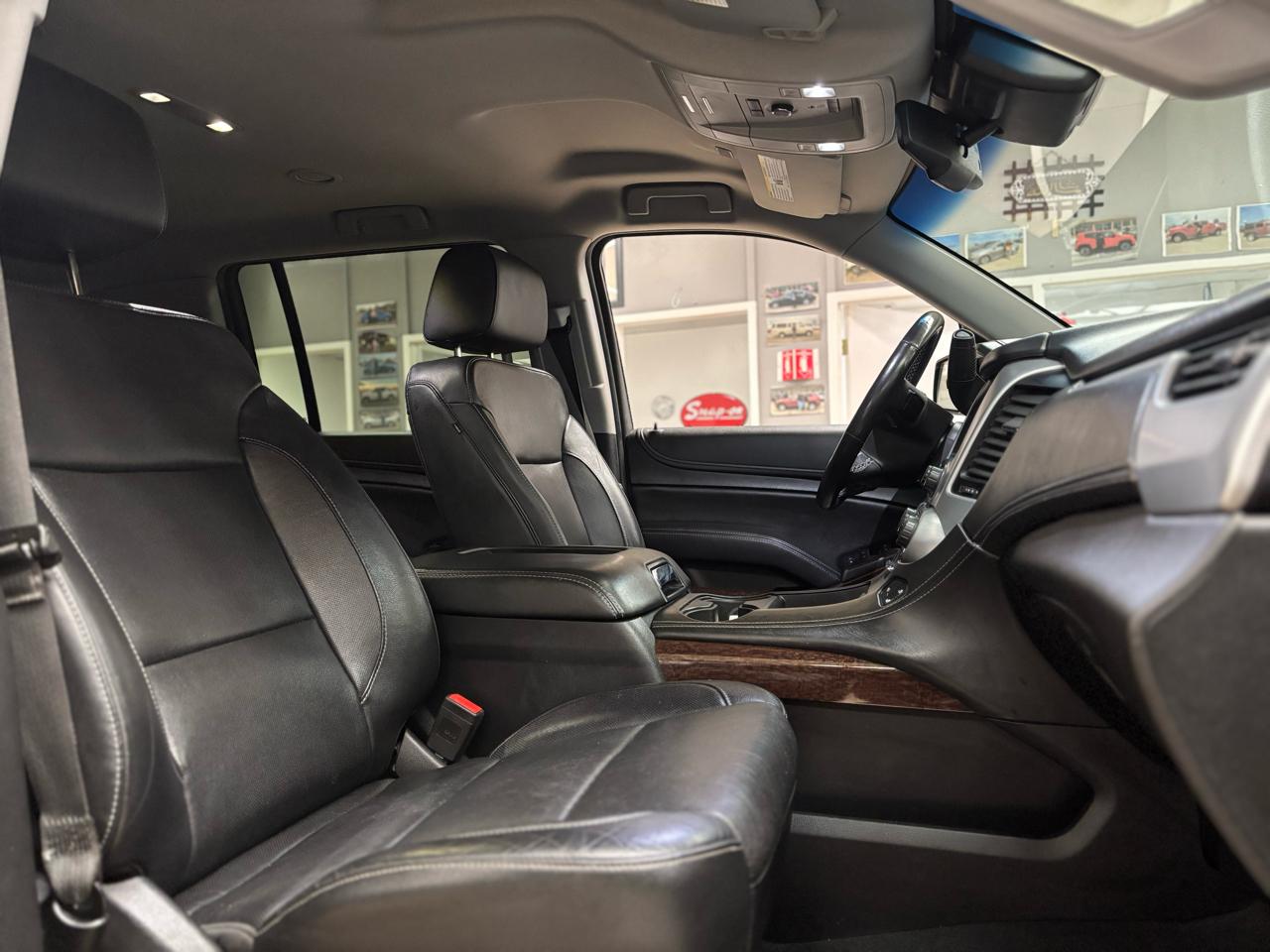 GMC Yukon XL 4WD 4dr SLT 2019