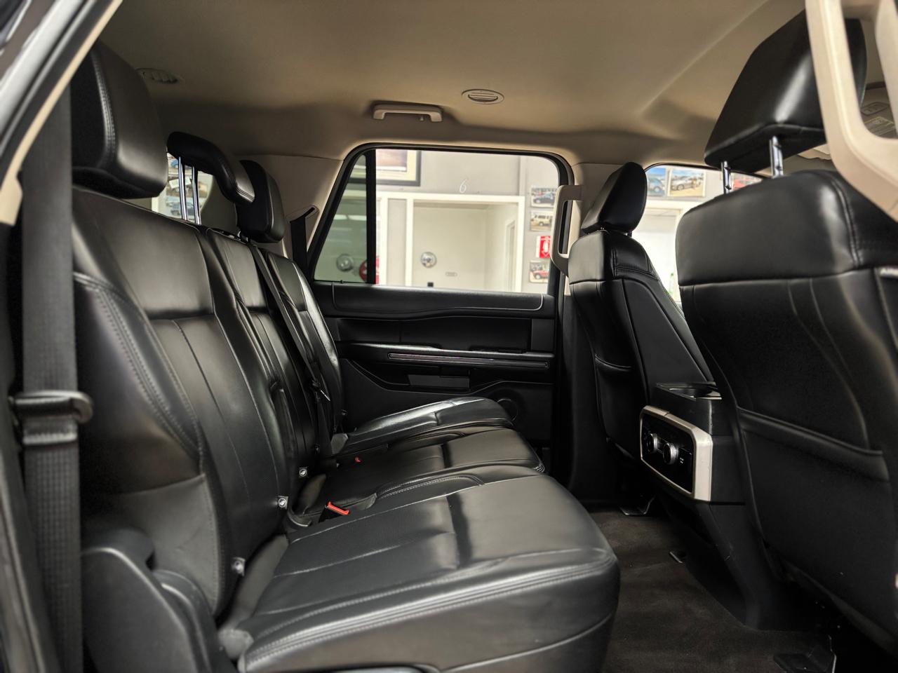 Ford Expedition Max XLT 4x4 2023