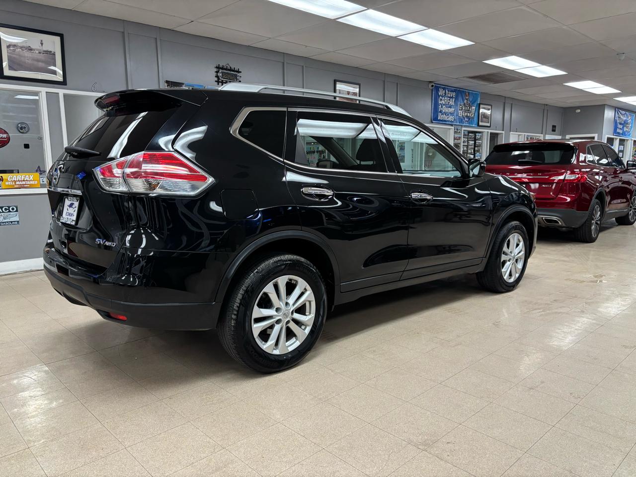 Nissan Rogue AWD 4dr SV 2016