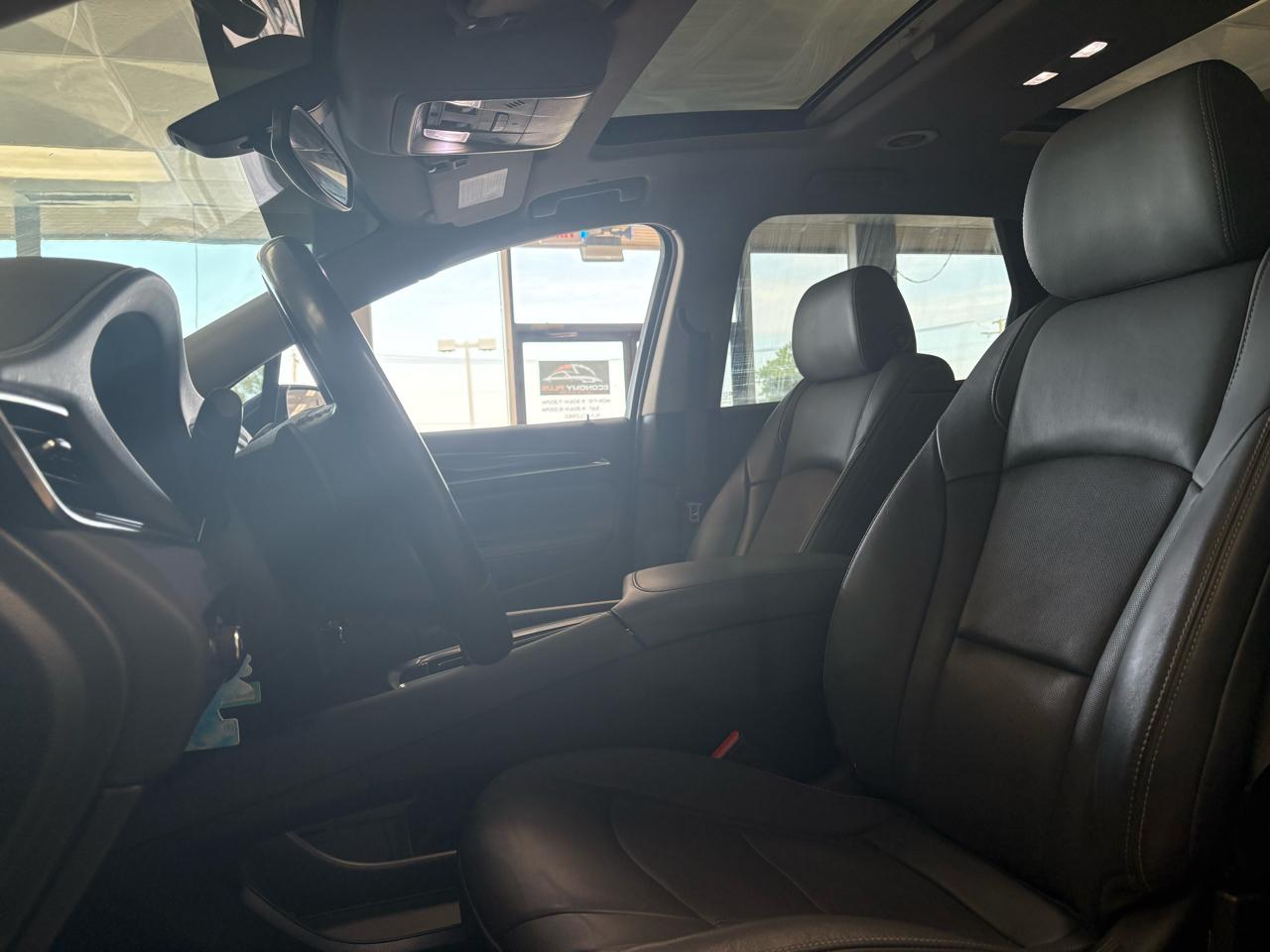 Buick Enclave AWD 4dr Essence 2020