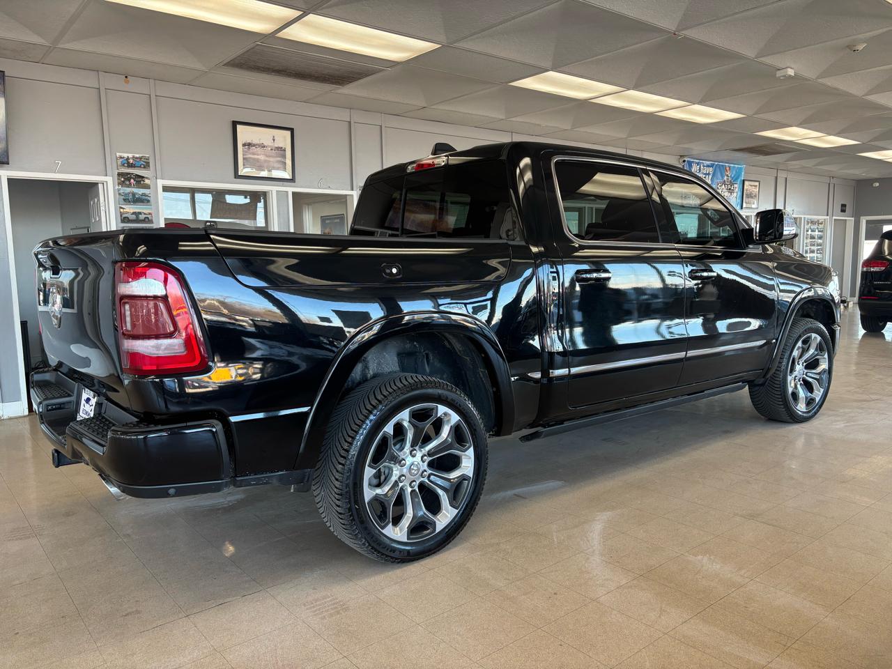 RAM 1500 Limited 4x4 Crew Cab 5'7" Box 2019