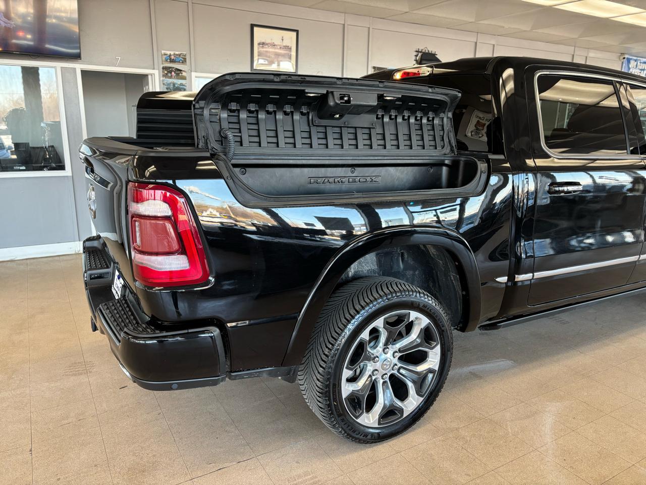 RAM 1500 Limited 4x4 Crew Cab 5'7" Box 2019