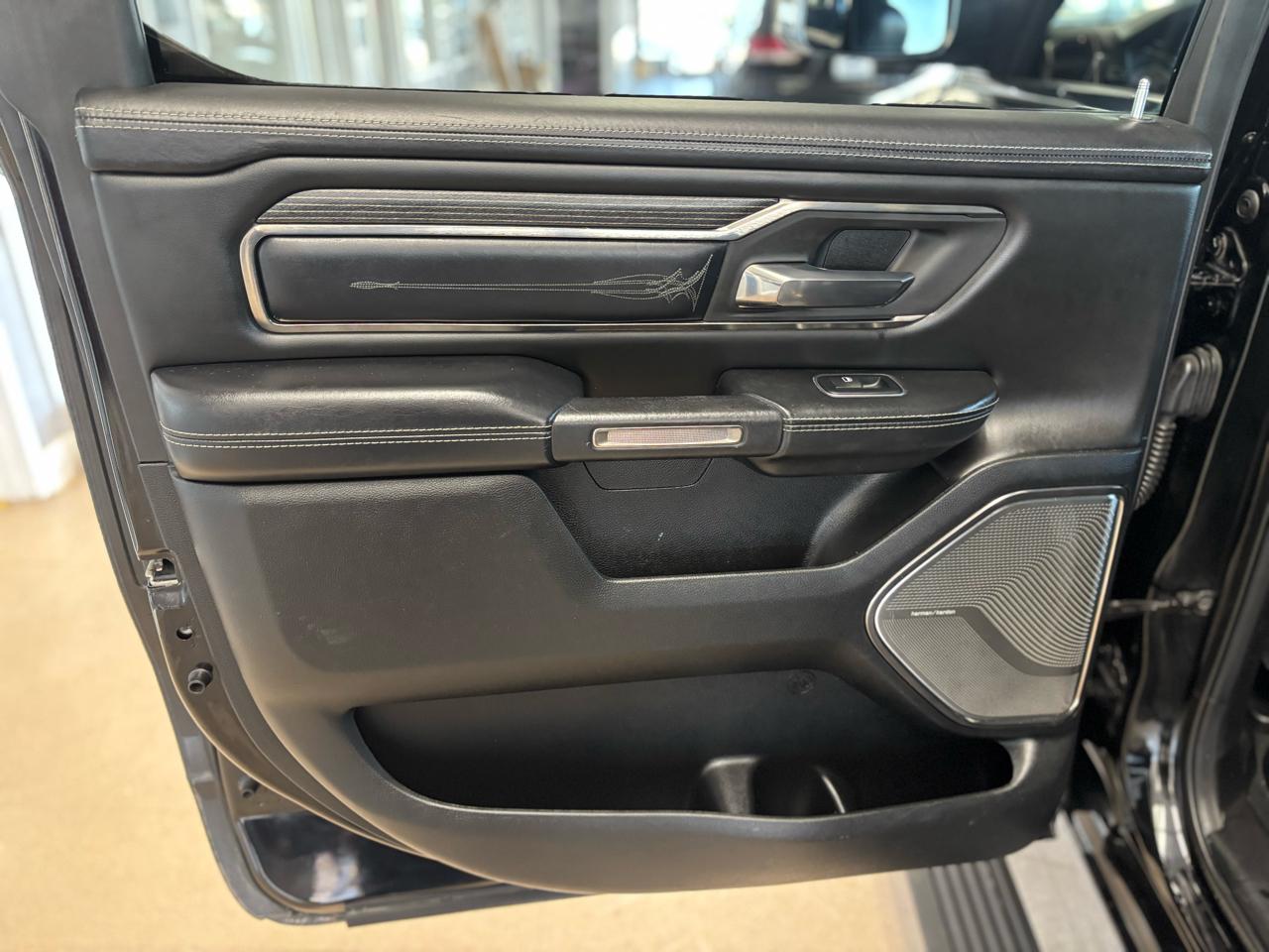 RAM 1500 Limited 4x4 Crew Cab 5'7" Box 2019