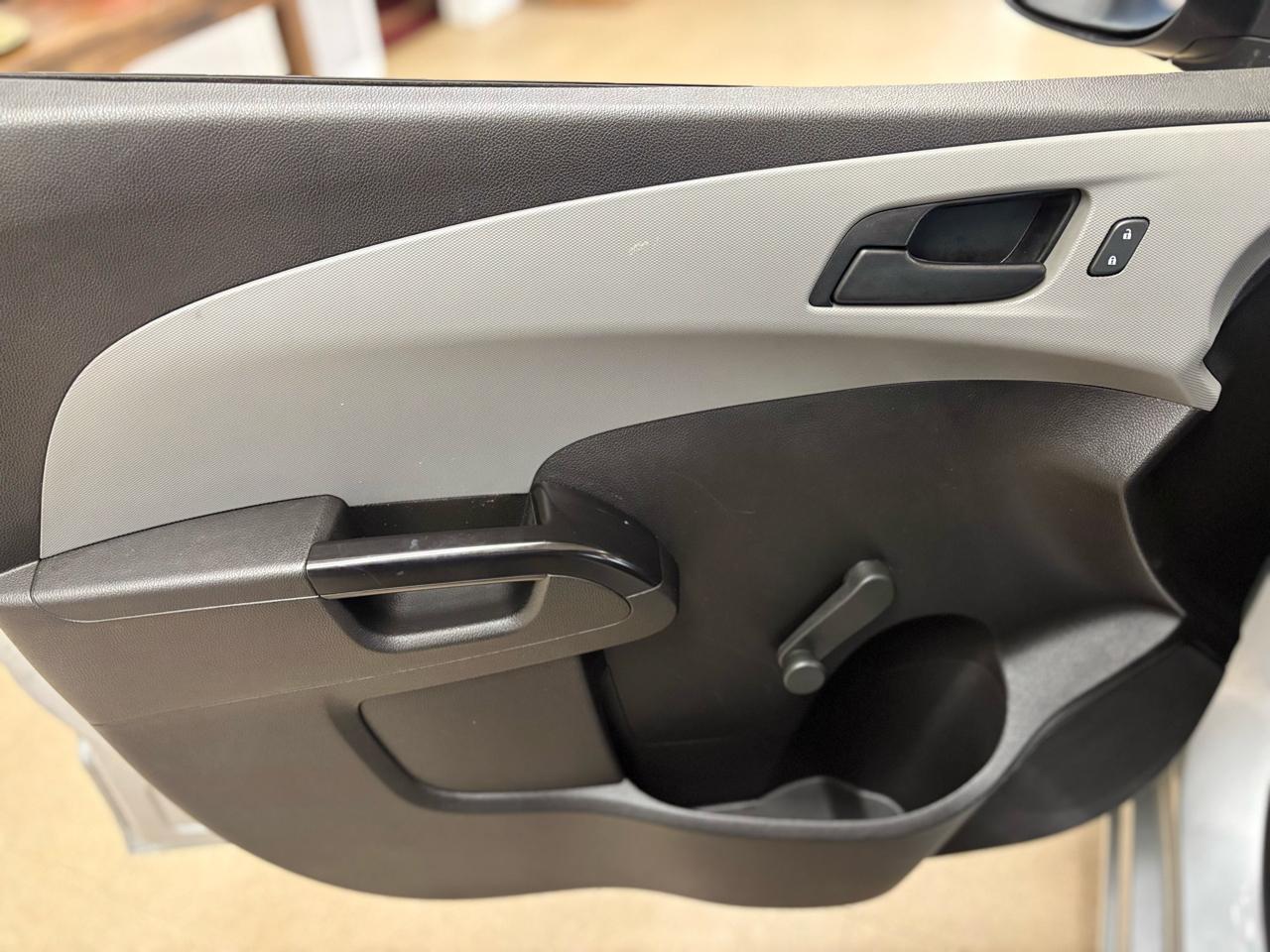 Chevrolet Sonic 5dr HB LT w/1FL 2020