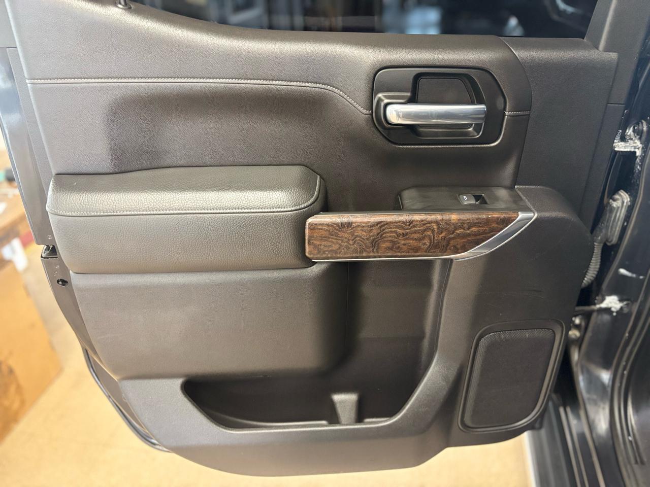 GMC Sierra 1500 4WD Crew Cab 147" Denali 2020