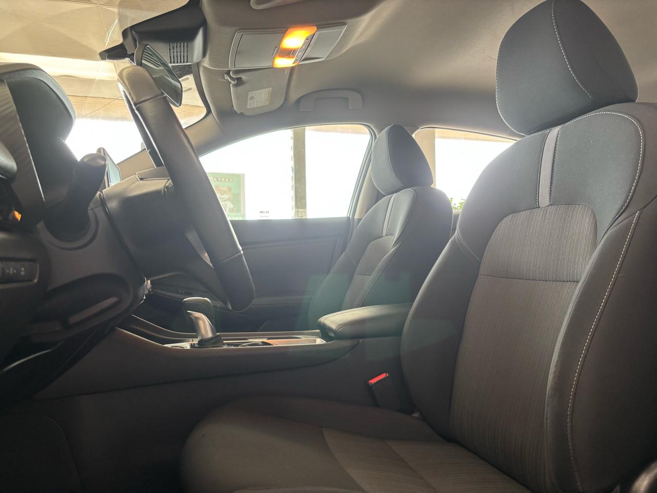 Nissan Sentra SV CVT 2022