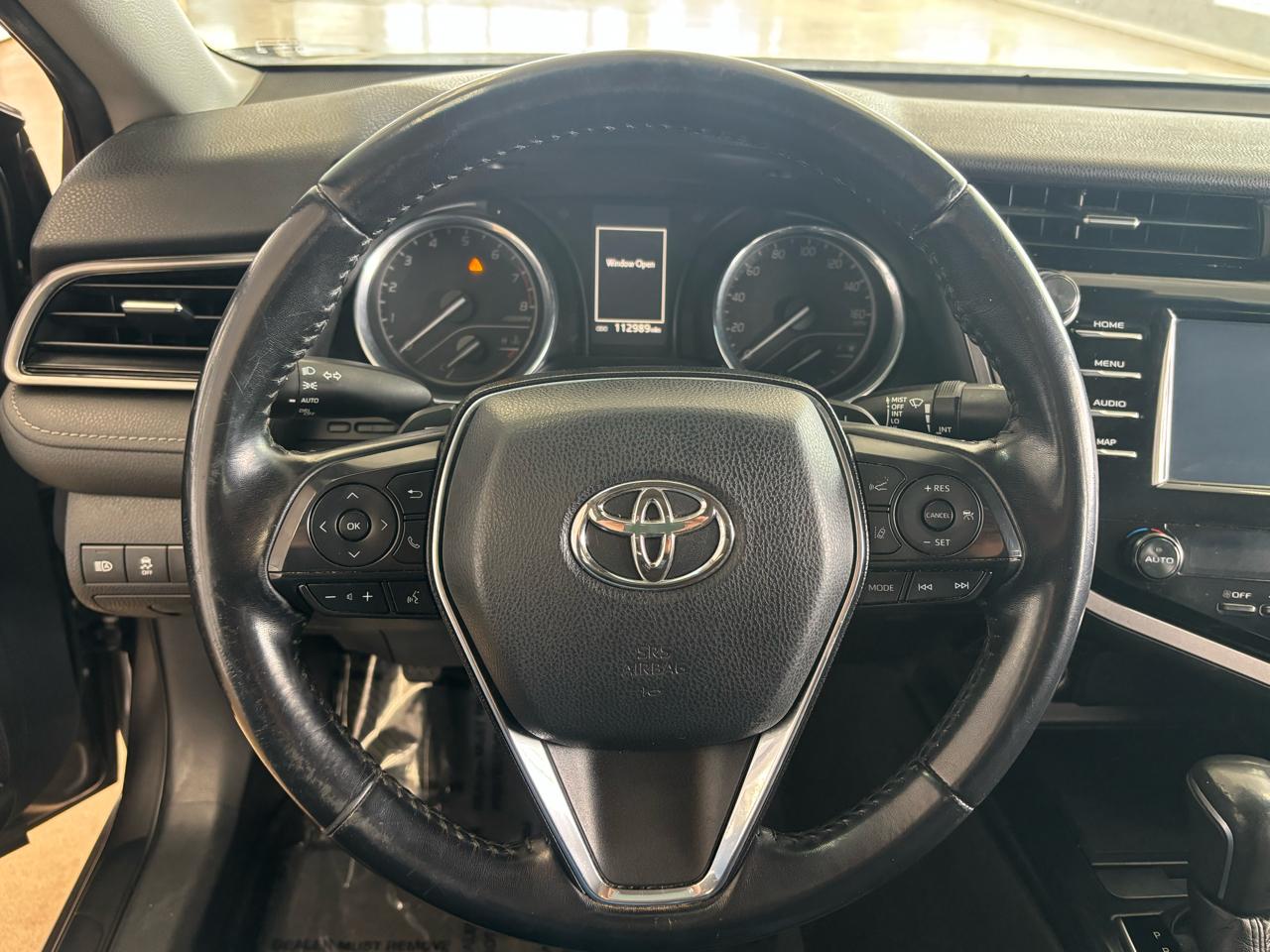 Toyota Camry XLE Auto (Natl) 2019