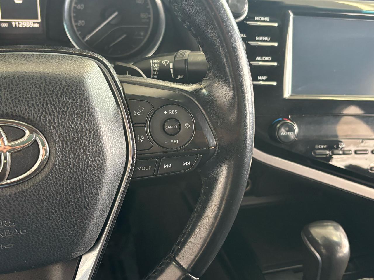 Toyota Camry XLE Auto (Natl) 2019