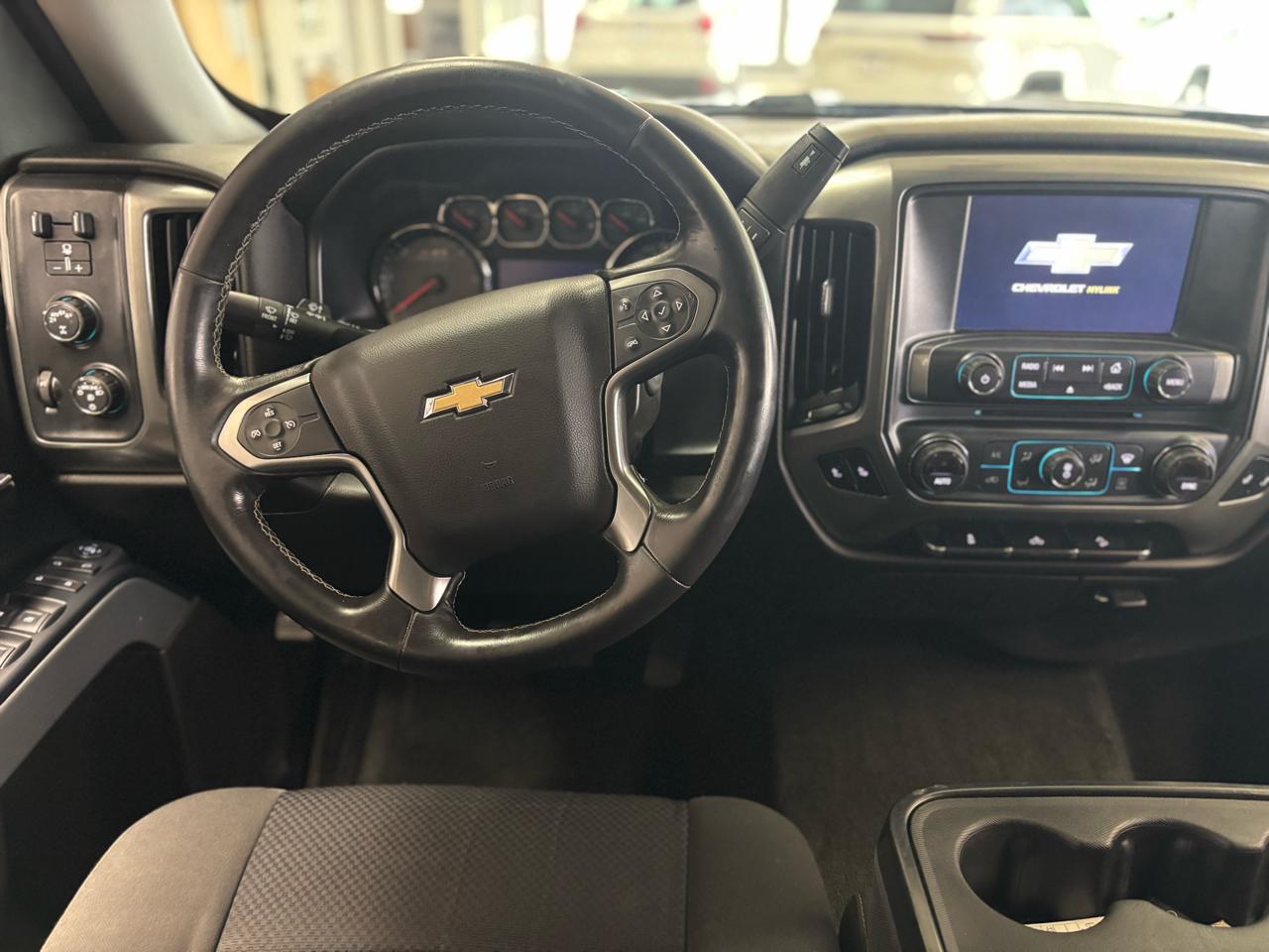 Chevrolet Silverado 1500 LT Z71 Crew Cab 4WD 2018